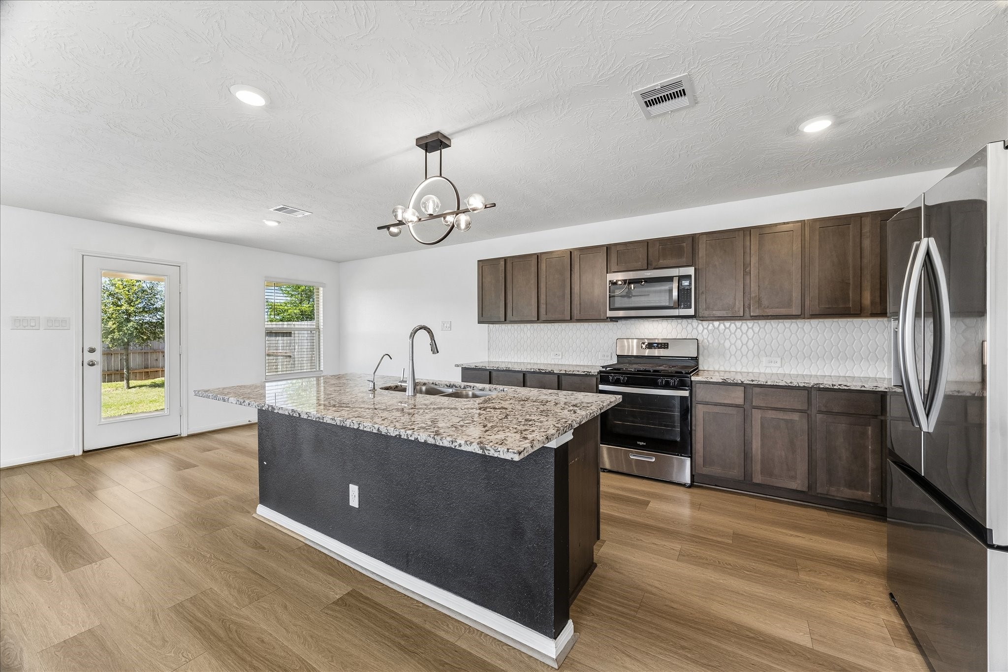  2531 Eden Ridge Way - 物件實景