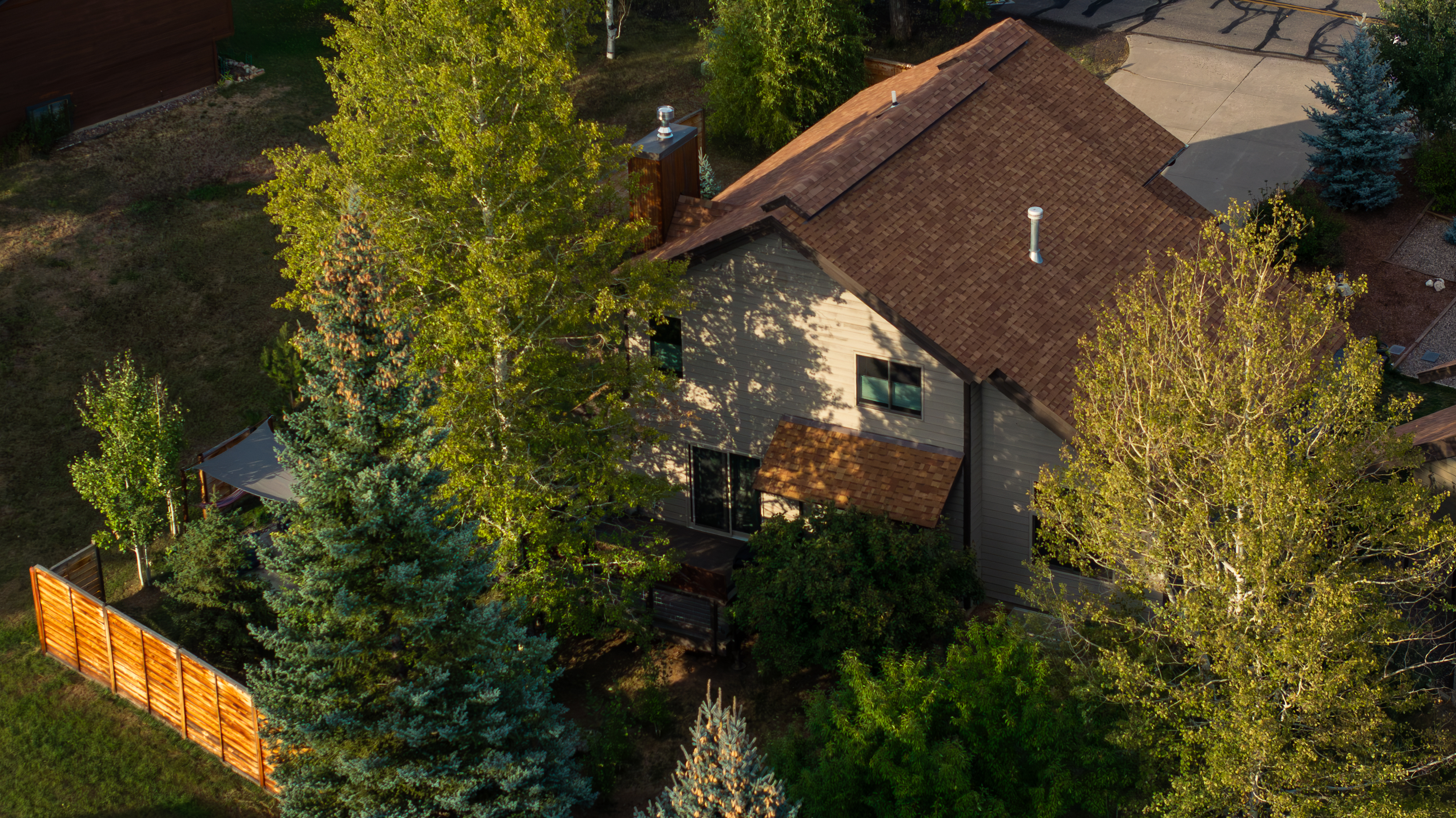  Location Defines Value, And This Mountain Property Delivers - 物件實景
