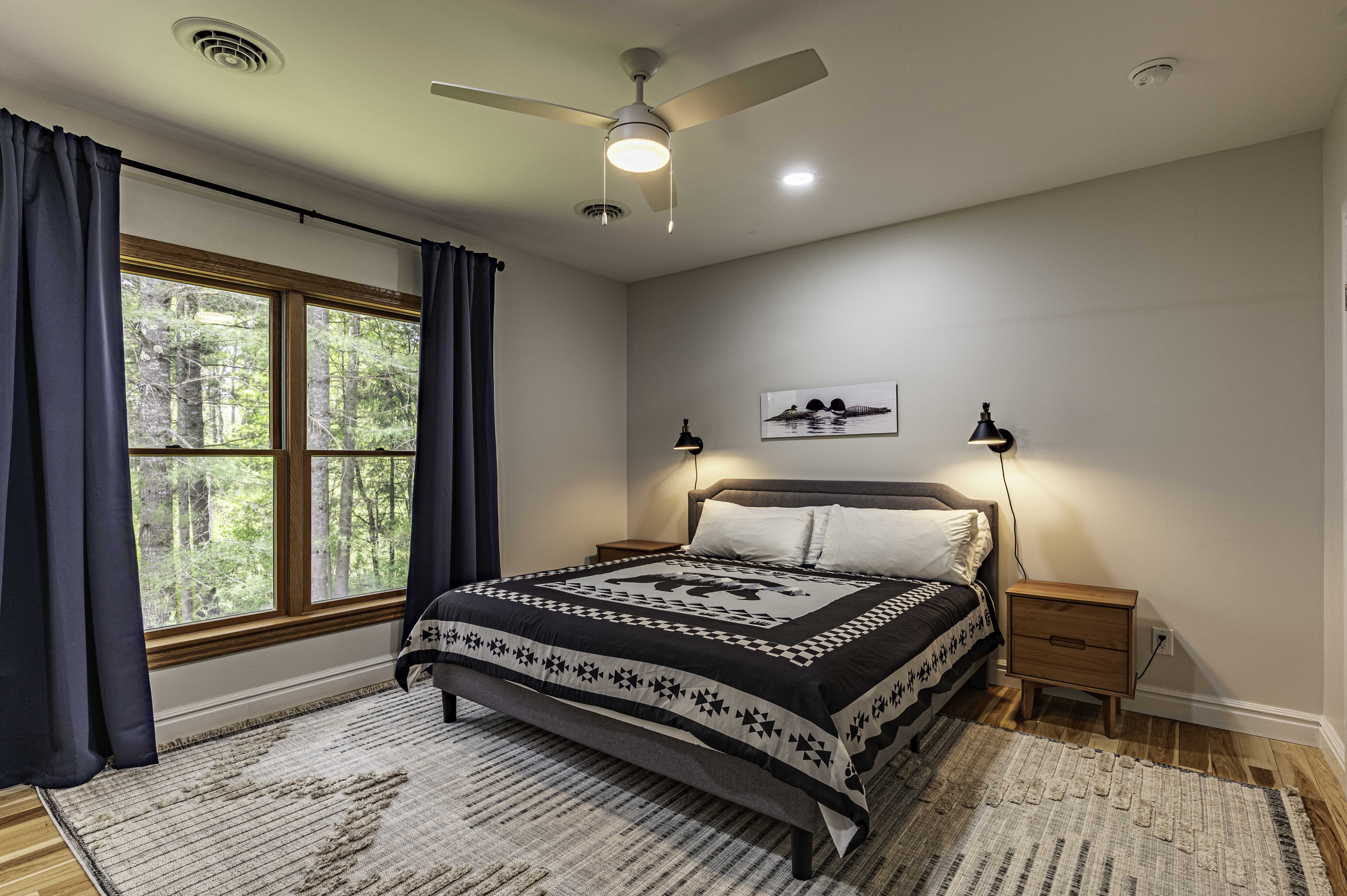  Ranch Style Home with Studio Apartment - 物件實景