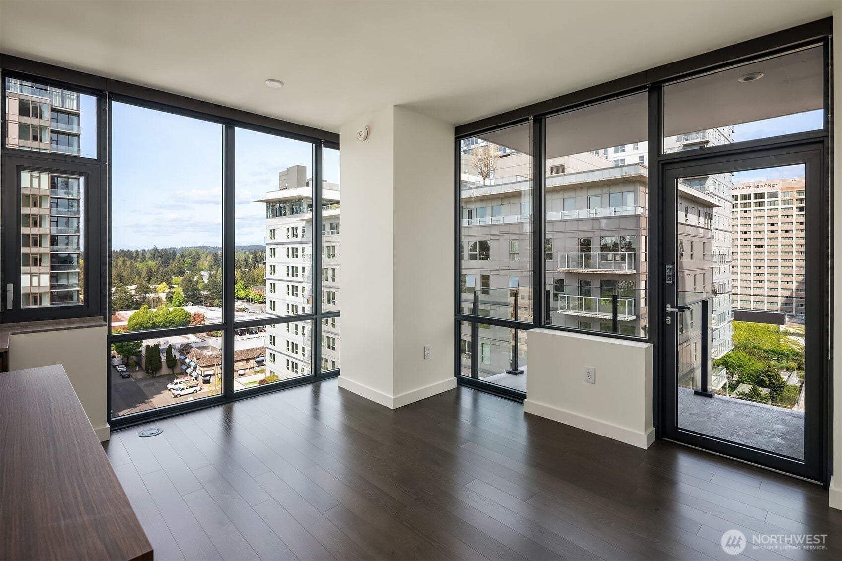 Bellevue, Washington, 98004, United States, 2 Bedrooms Bedrooms, ,2 BathroomsBathrooms,Residential,For Sale,1849767