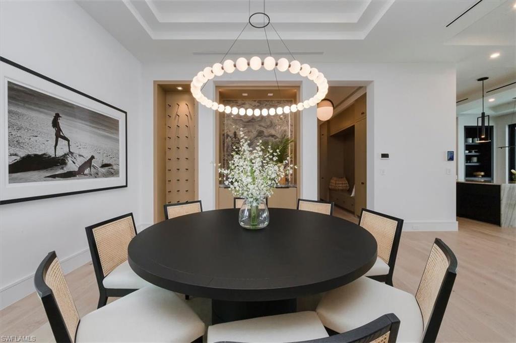 Naples, Florida, 34102, United States, 5 Bedrooms Bedrooms, ,7 BathroomsBathrooms,Residential,For Sale,1991878