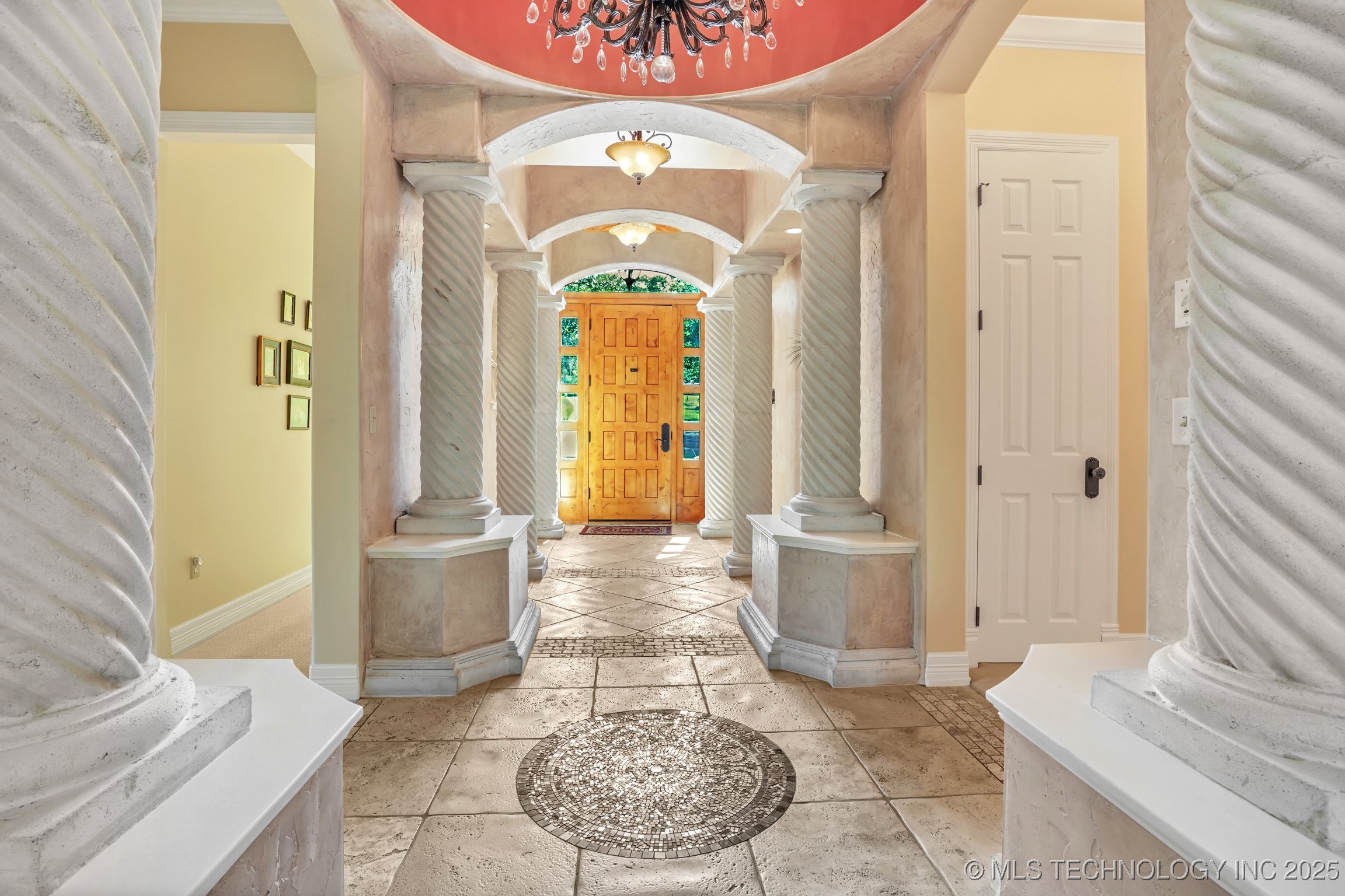 Tulsa, Oklahoma, 74132, United States, 4 Bedrooms Bedrooms, ,3 BathroomsBathrooms,Residential,For Sale,1917084