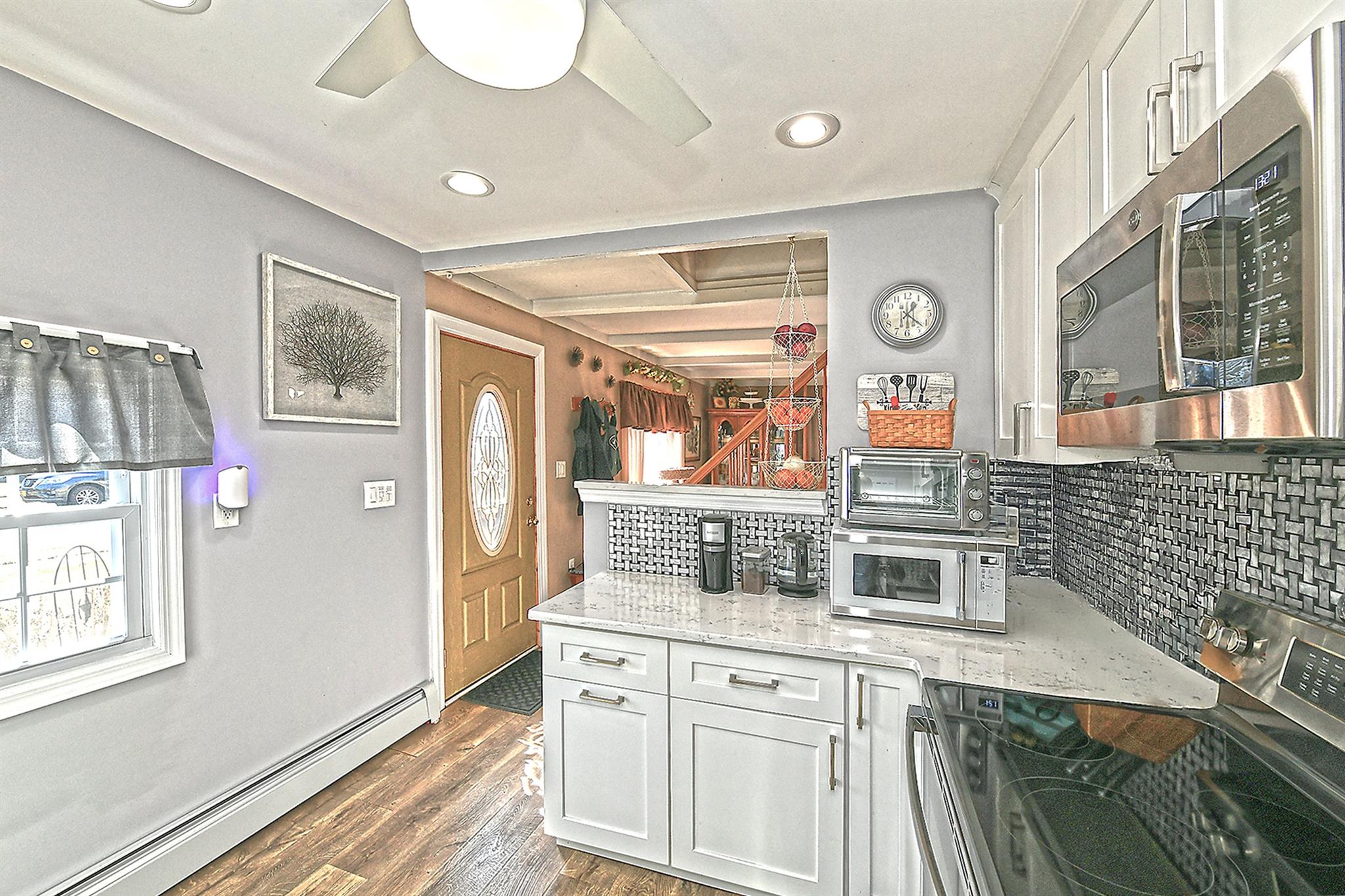 Levittown, New York, 11756, United States, 3 Bedrooms Bedrooms, ,1 BathroomBathrooms,Residential,For Sale,1737239