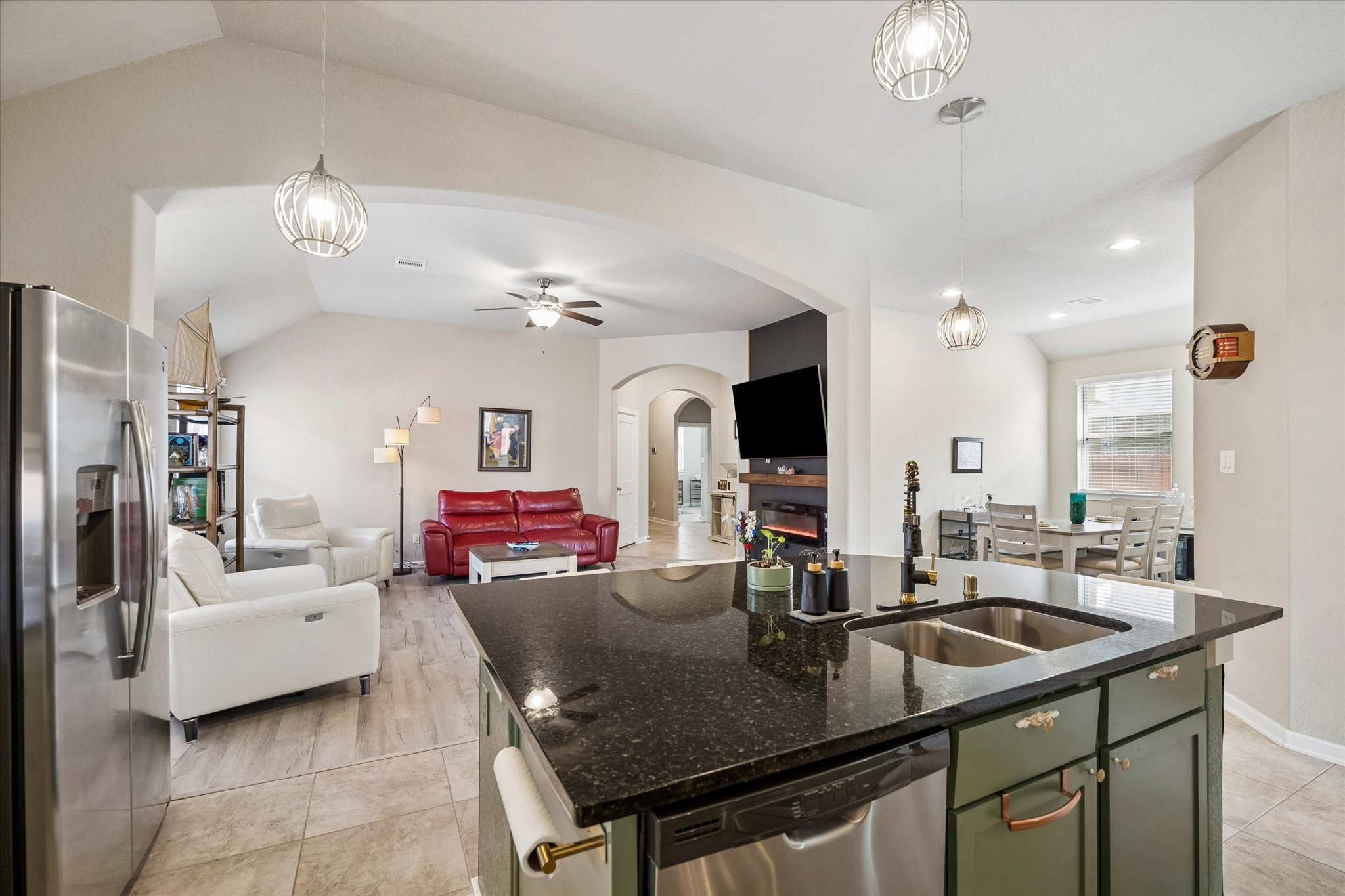  17064 Easter Lily - 物件實景