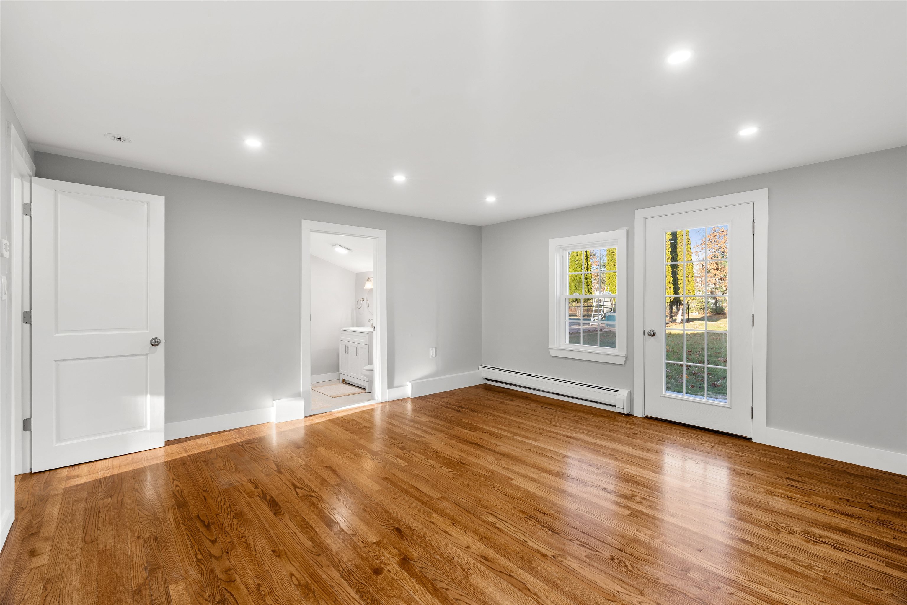 Concord, New Hampshire, 03303, United States, 4 Bedrooms Bedrooms, ,1 BathroomBathrooms,Residential,For Sale,1988375