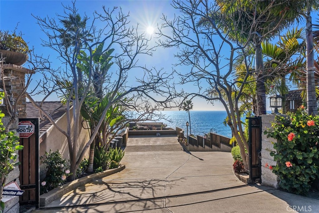 Laguna Beach, California, 92651, United States, 6 Bedrooms Bedrooms, ,7 BathroomsBathrooms,Residential,For Sale,1723948