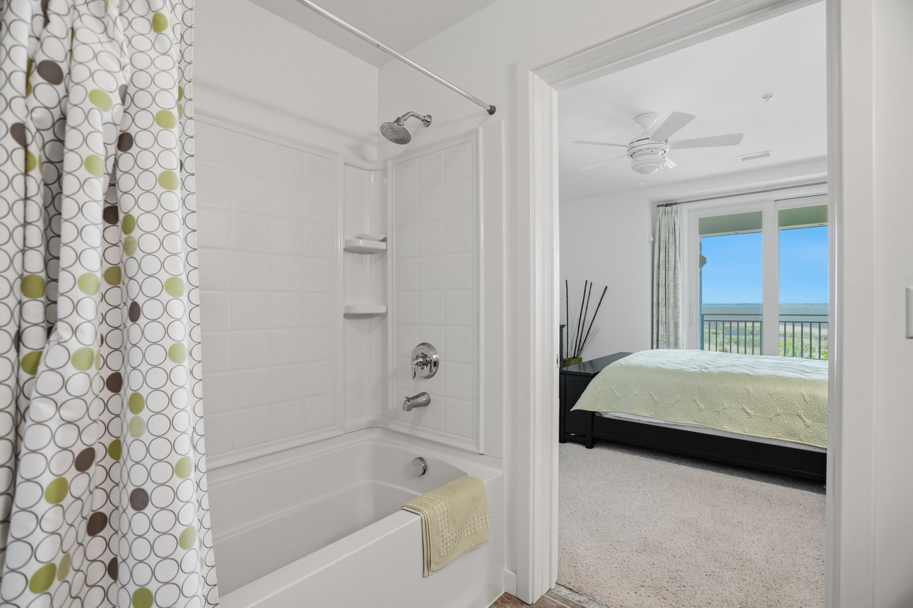  3738 Sandpiper Road, Virginia Beach, VA 23456 - 物件實景