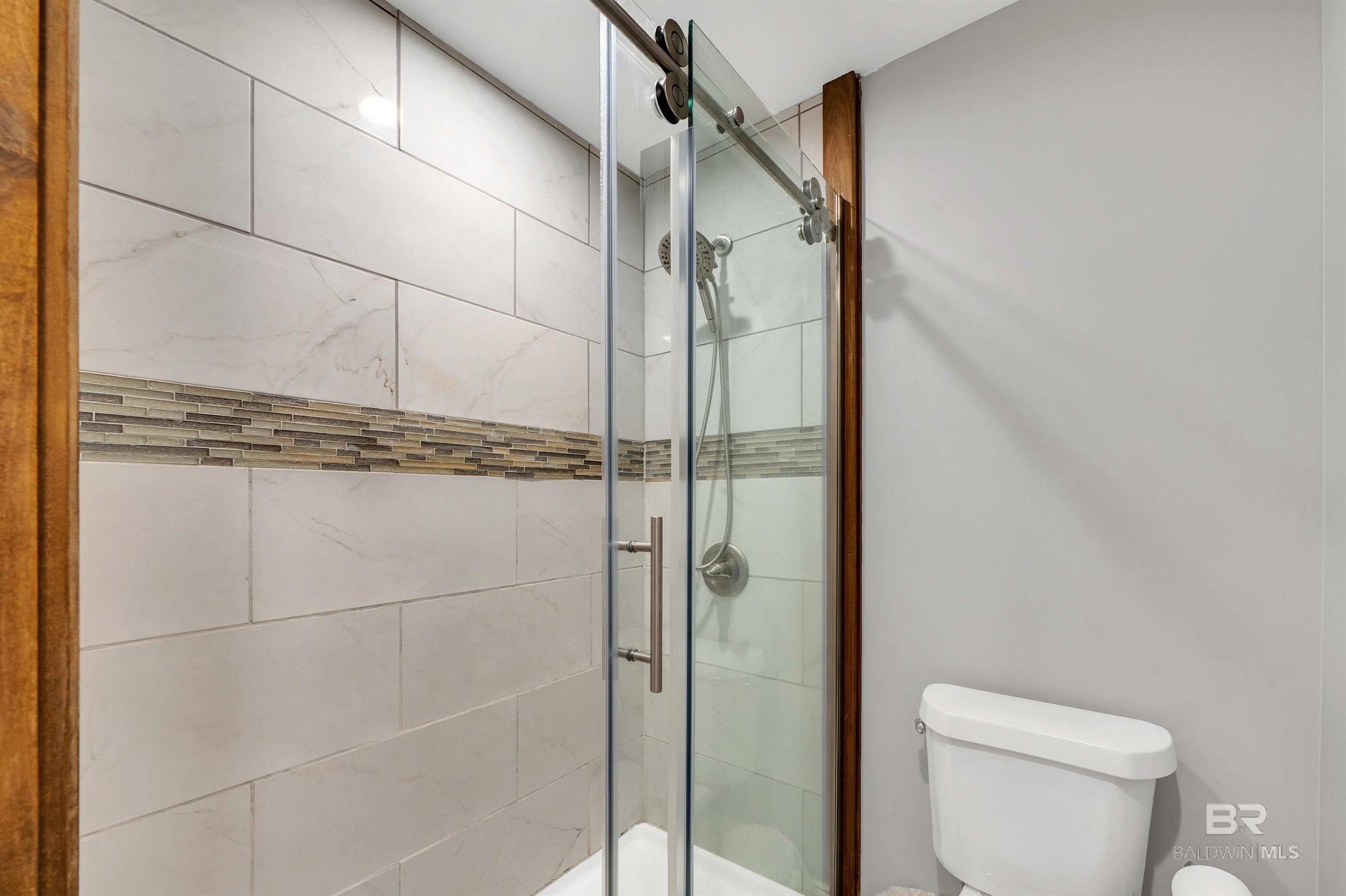 Gulf Shores, Alabama, 36542, United States, 3 Bedrooms Bedrooms, ,3 BathroomsBathrooms,Residential,For Sale,1984427