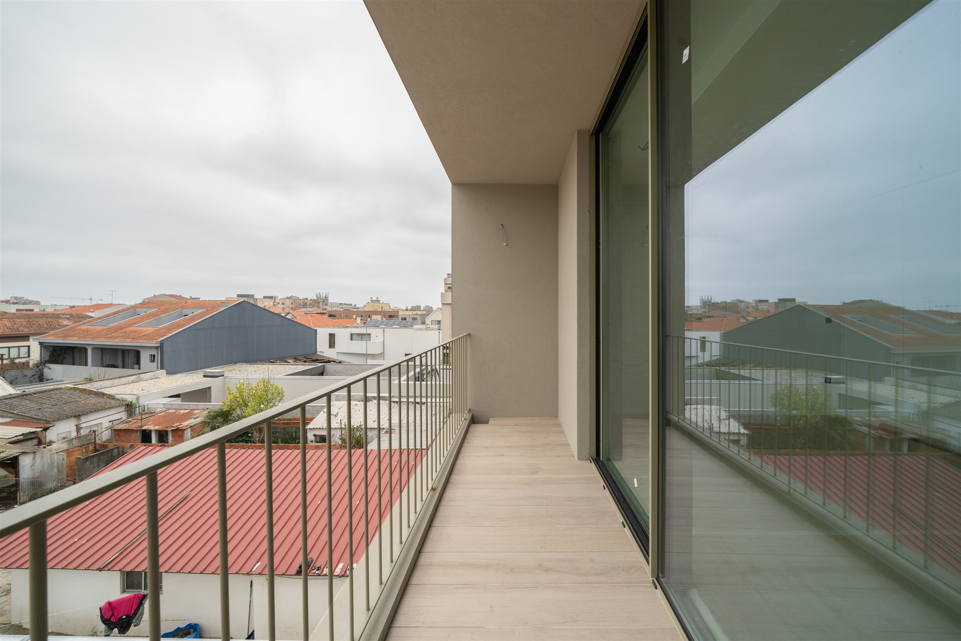  Semi-detached house, 4 bedrooms, for Sale - 物件實景