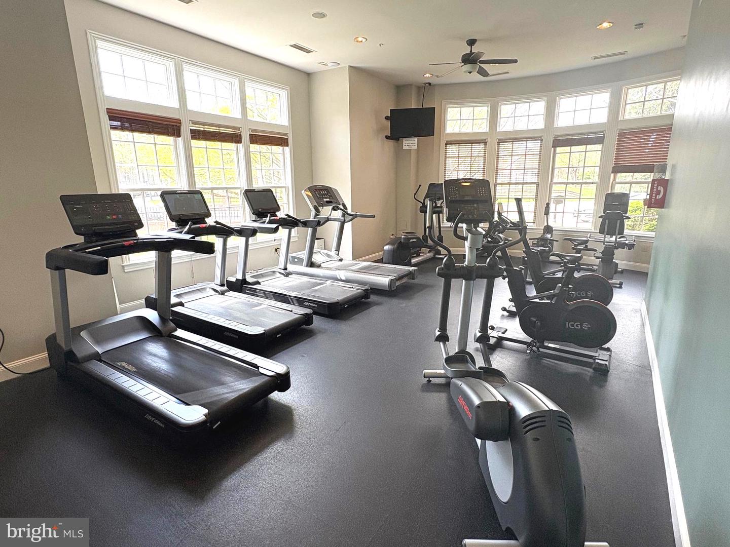 Rockville, Maryland, 20850, United States, 2 Bedrooms Bedrooms, ,2 BathroomsBathrooms,Residential,For Sale,1859700