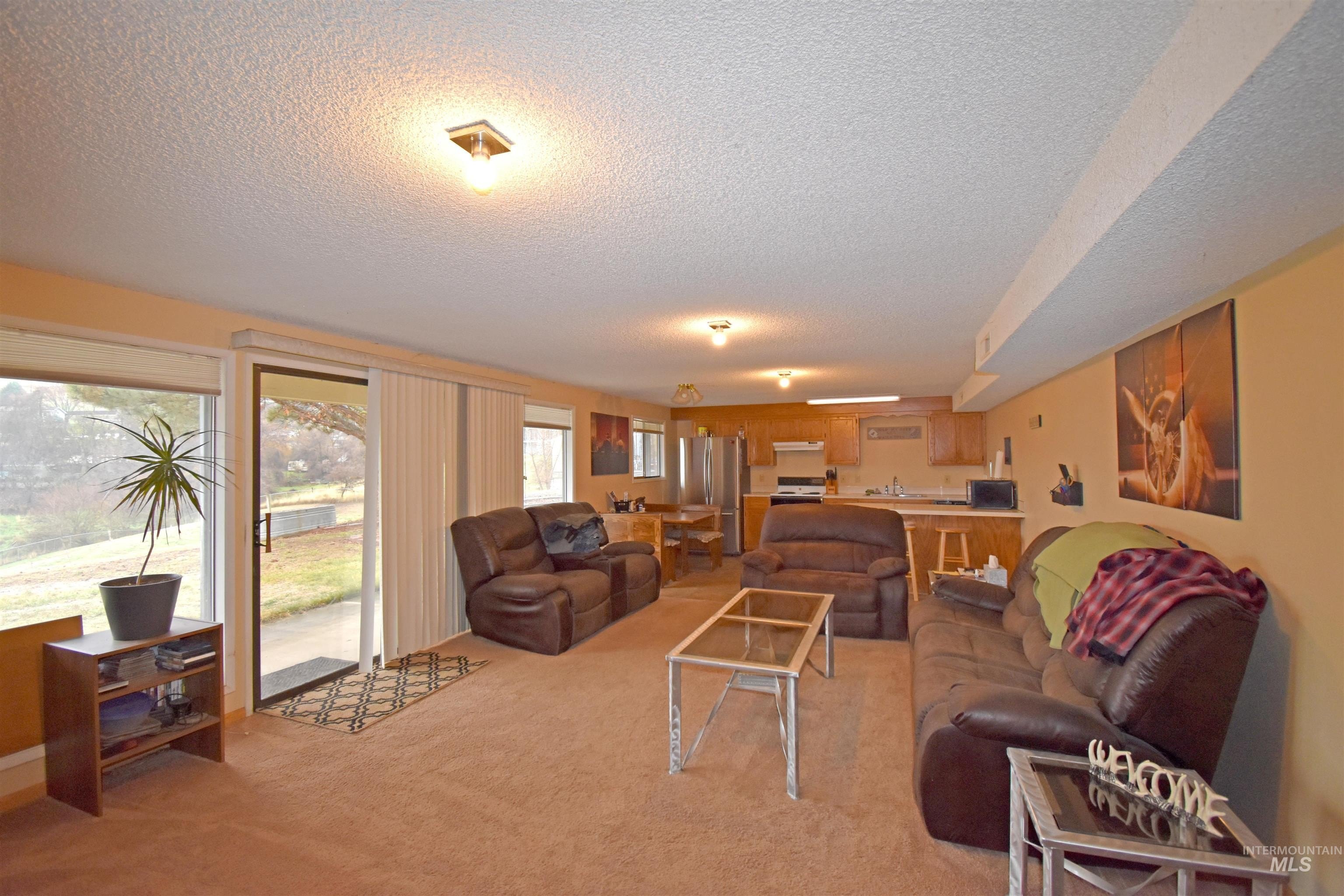 Clarkston, Washington, 99403, United States, 5 Bedrooms Bedrooms, ,4 BathroomsBathrooms,Residential,For Sale,2005826