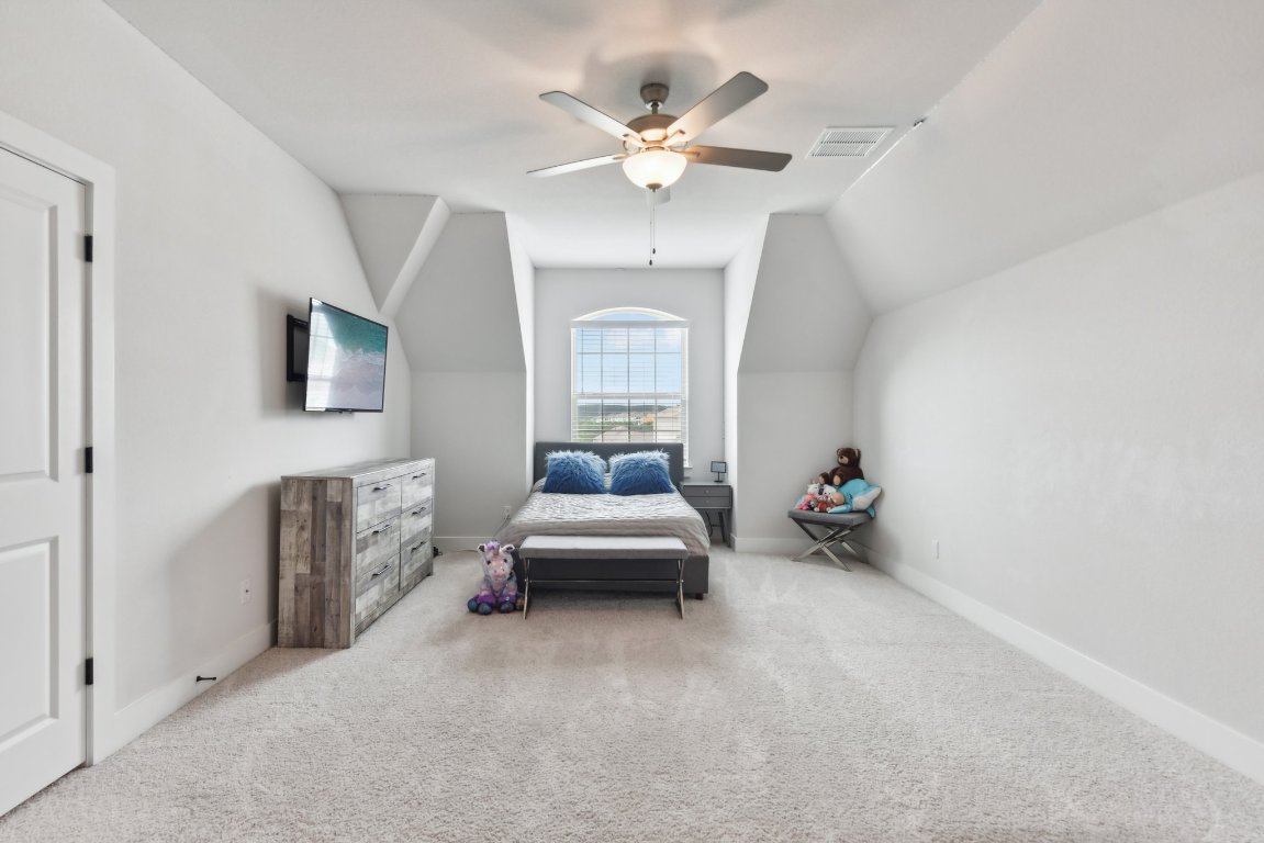Leander, Texas, 78641, United States, 6 Bedrooms Bedrooms, ,5 BathroomsBathrooms,Residential,For Sale,1794623