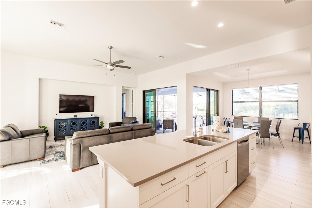 Cape Coral, Florida, 33914, United States, 3 Bedrooms Bedrooms, ,3 BathroomsBathrooms,Residential,For Sale,1974026