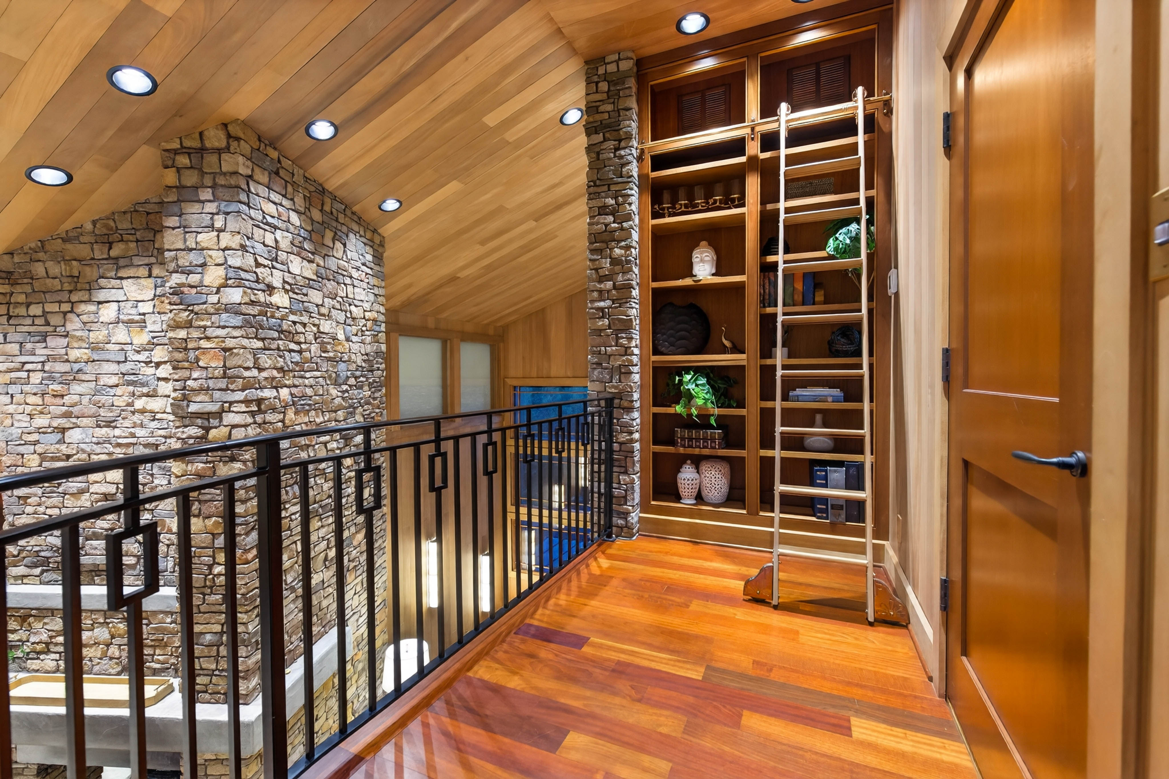  2252 Sandpiper Road, Virginia Beach, VA 23456 - 物件實景