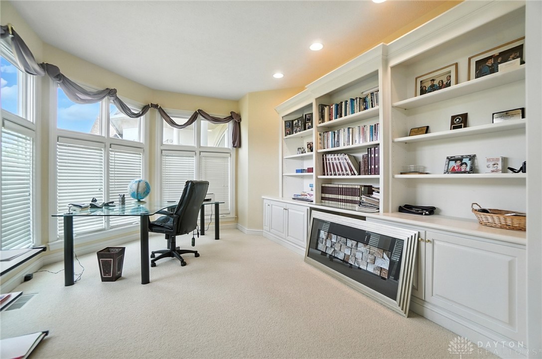 Xenia, Ohio, 45385, United States, 4 Bedrooms Bedrooms, ,4 BathroomsBathrooms,Residential,For Sale,1941685