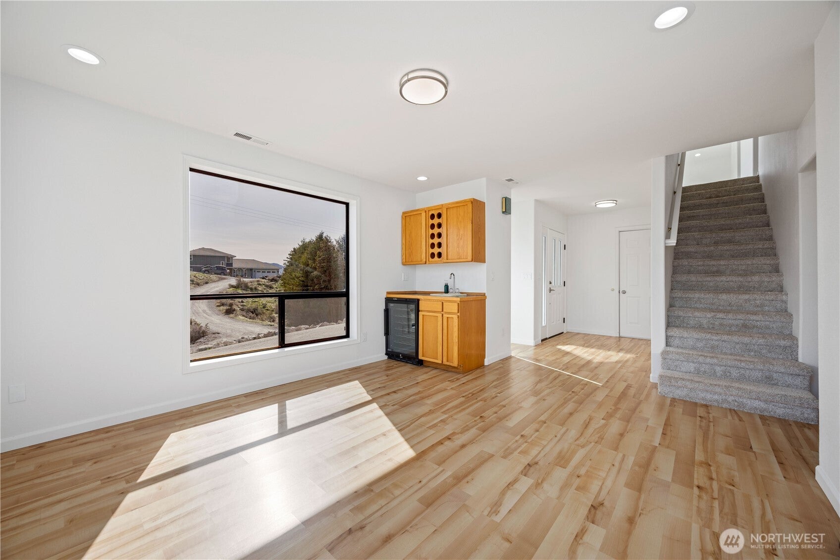 Chelan, Washington, 98816, United States, 3 Bedrooms Bedrooms, ,2 BathroomsBathrooms,Residential,For Sale,1932481