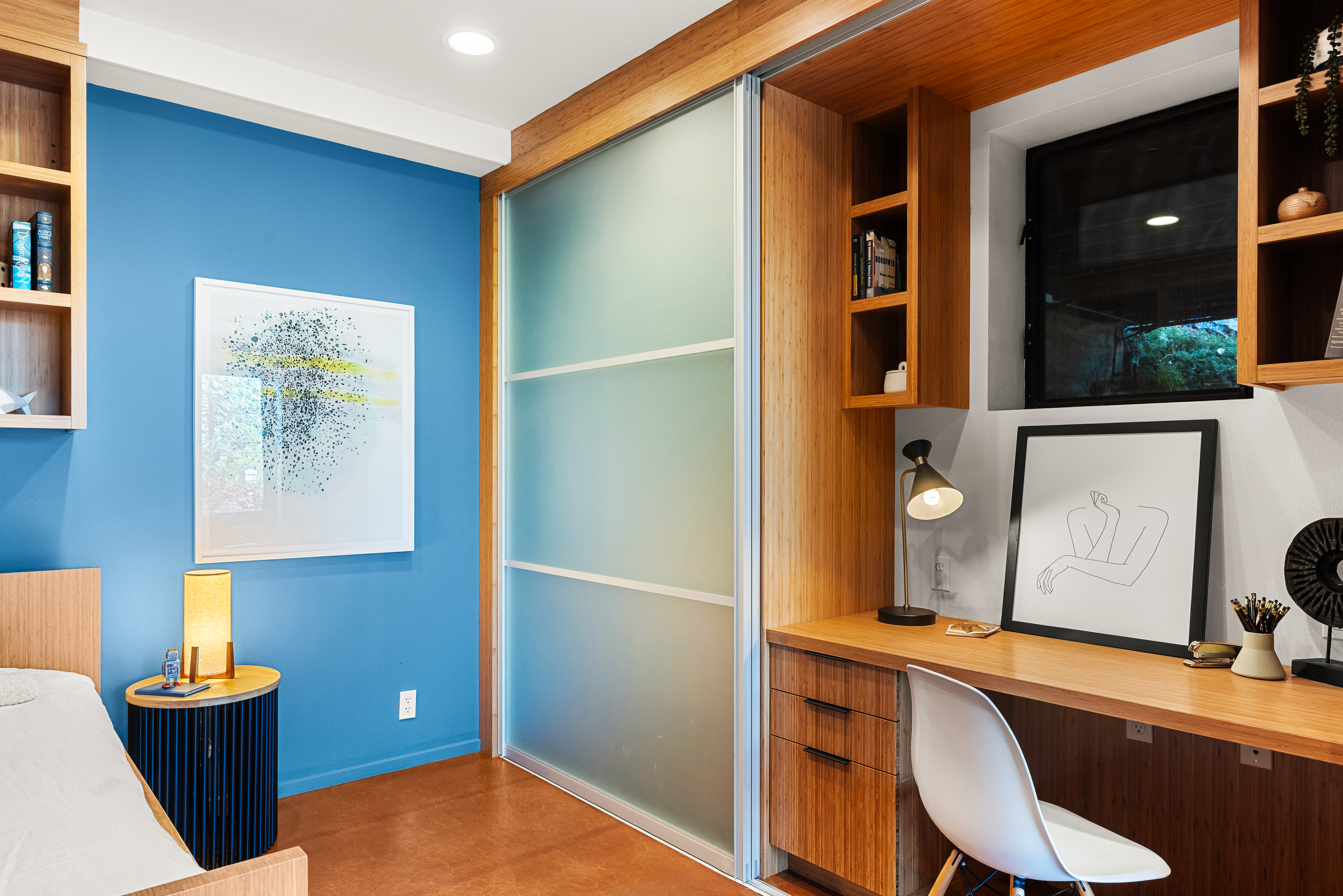  An Architectural Home Framed By Light And Views - 物件實景