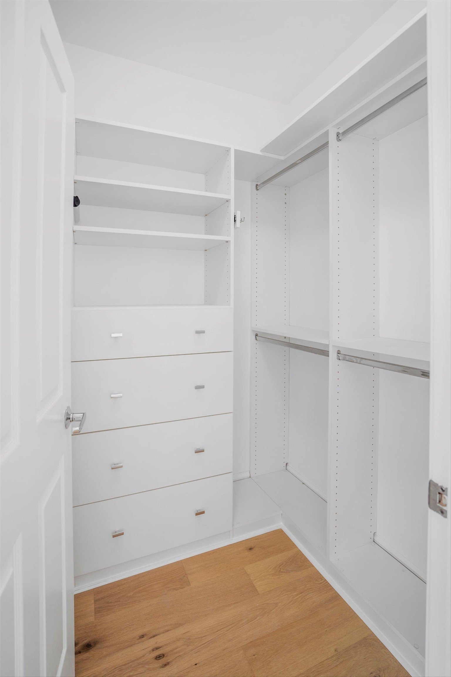 JC, Greenville, New Jersey, 07305, United States, 4 Bedrooms Bedrooms, ,4 BathroomsBathrooms,Residential,For Sale,1974551