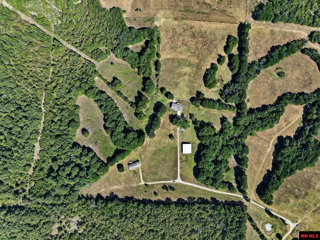 Gainesville, Missouri, 65655, United States, 4 Bedrooms Bedrooms, ,3 BathroomsBathrooms,Residential,For Sale,1979779