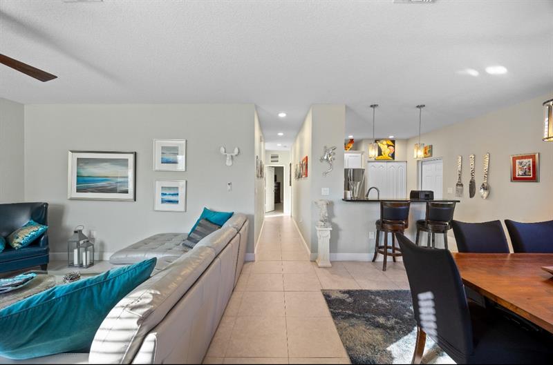 Oakland Park, Florida, 33334, United States, 3 Bedrooms Bedrooms, ,2 BathroomsBathrooms,Residential,For Sale,1992878