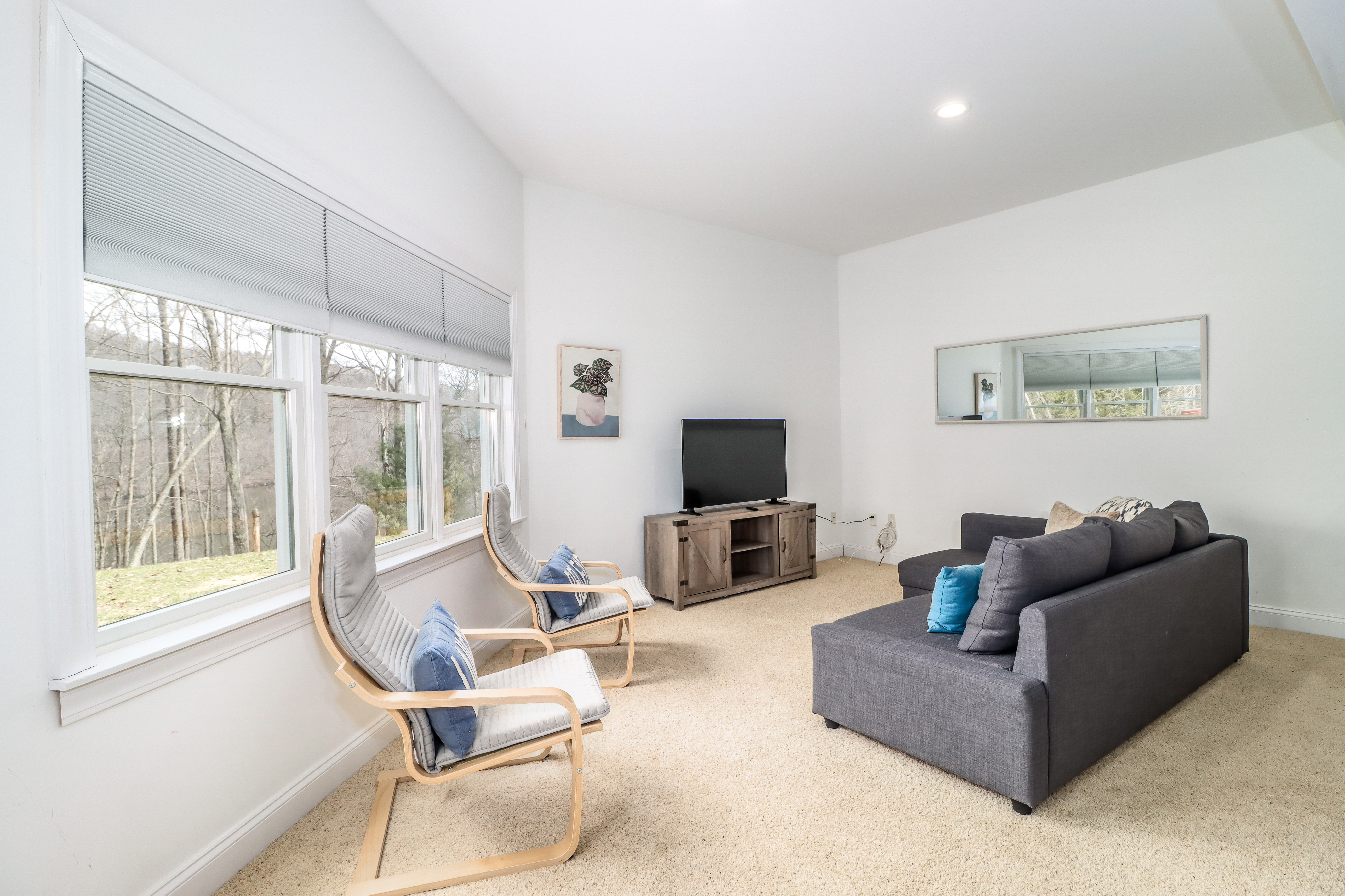  Lake Lillinonah Living, Elevated by Privacy and Scale - 物件實景