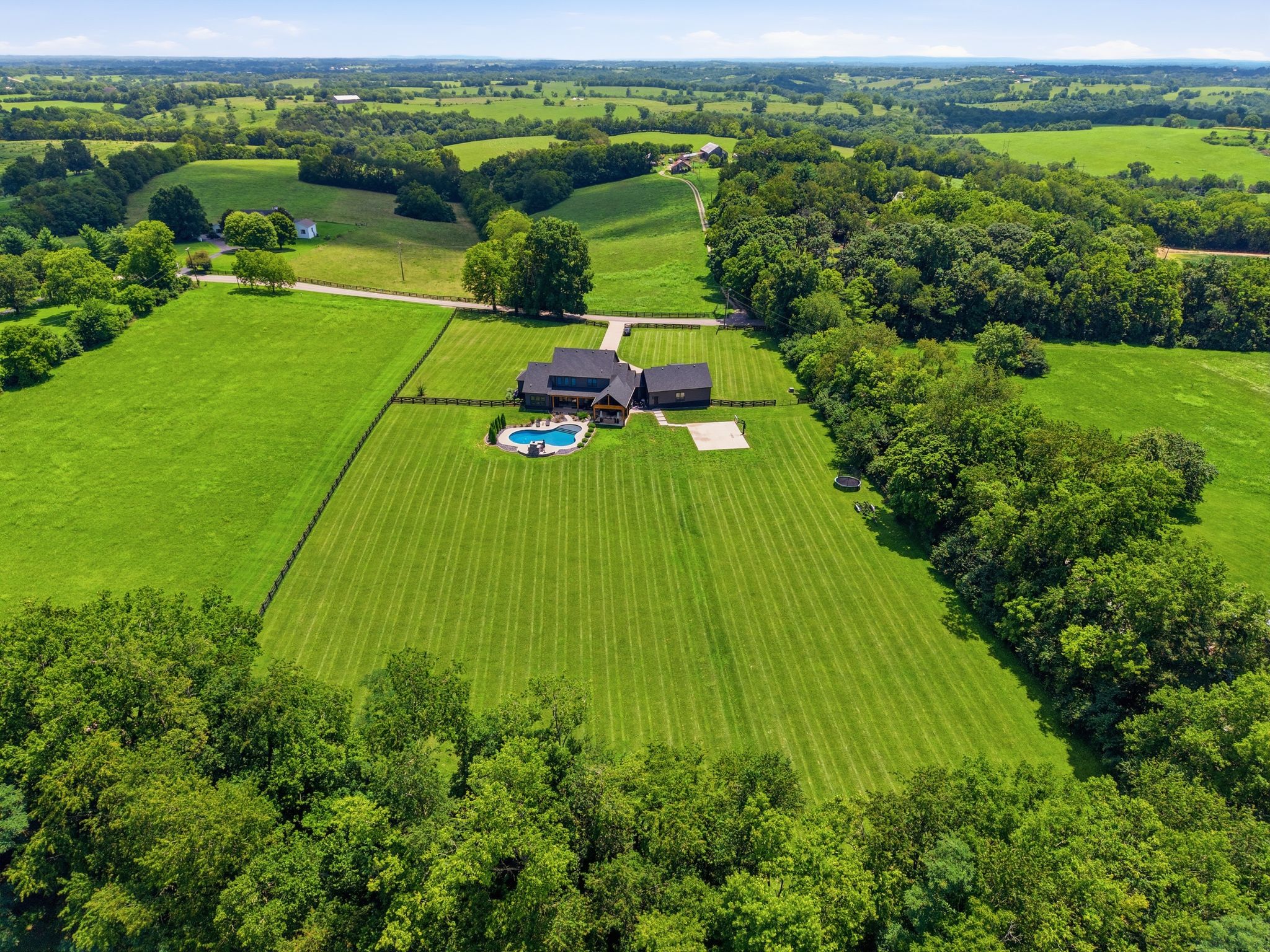  5039 Combs Ferry Road - 物件實景