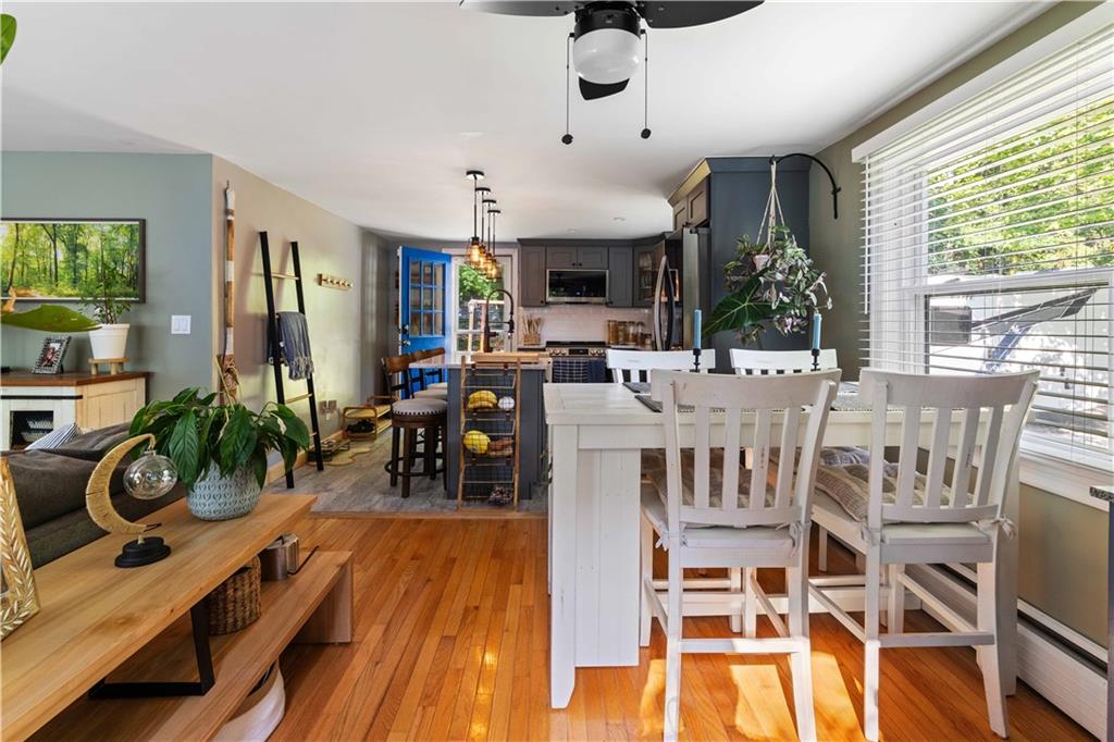 Bristol, Rhode Island, 02809, United States, 3 Bedrooms Bedrooms, ,1 BathroomBathrooms,Residential,For Sale,2002471