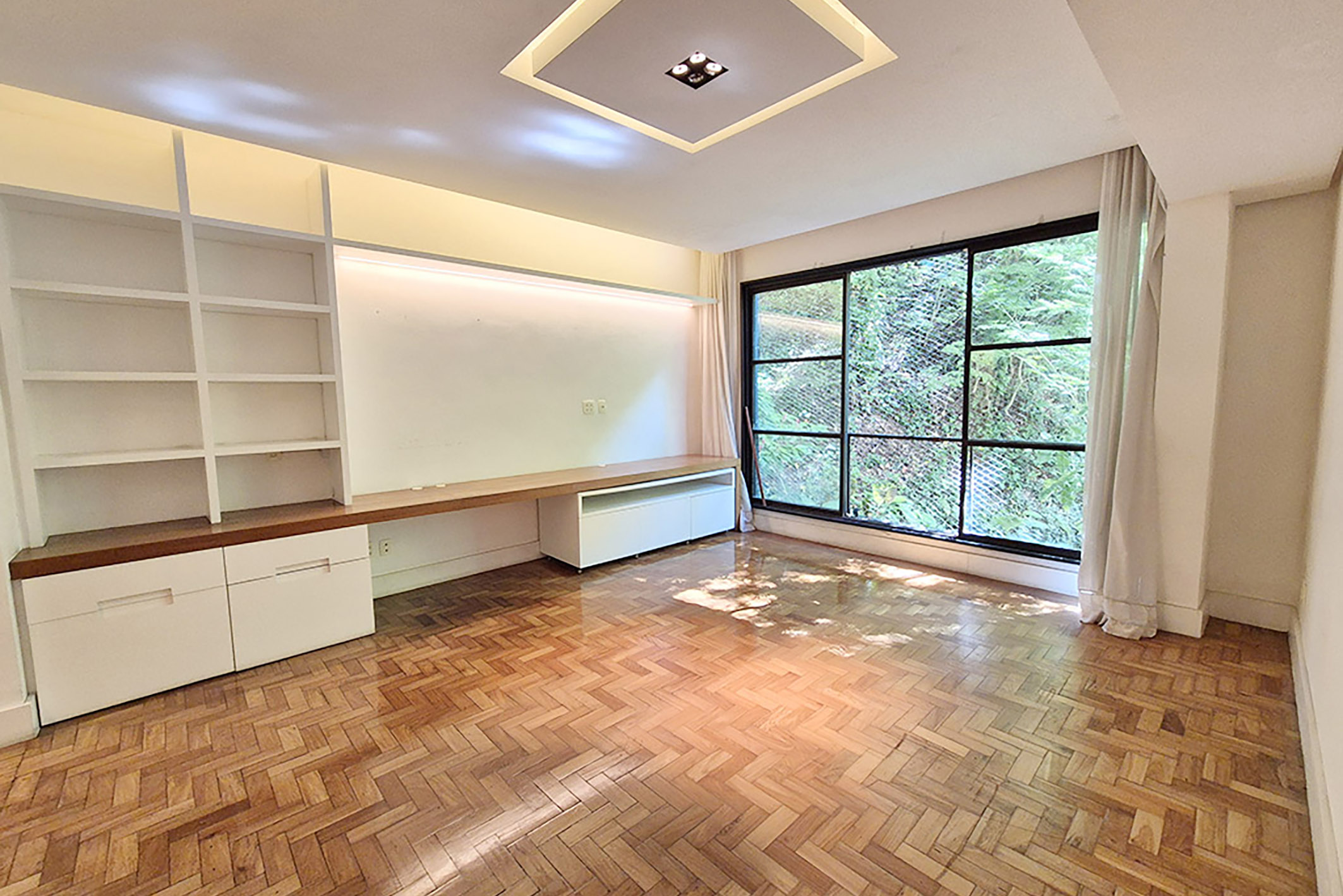  Renovated Apartment on Praça Eugênio Jardim - 物件實景