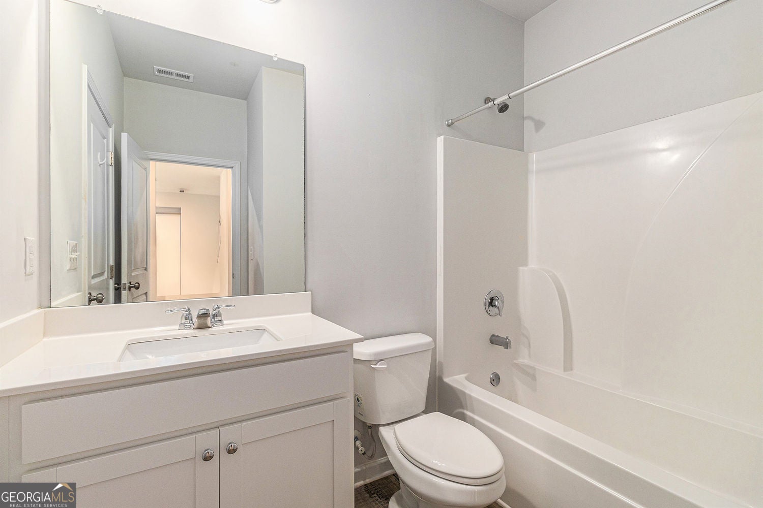 Dacula, Georgia, 30019, United States, 5 Bedrooms Bedrooms, ,4 BathroomsBathrooms,Residential,For Sale,1987186