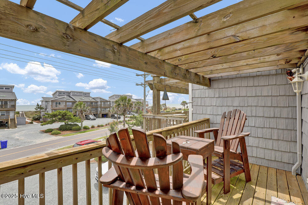 North Topsail Beach, North Carolina, 28460, United States, 3 Bedrooms Bedrooms, ,3 BathroomsBathrooms,Residential,For Sale,1983147
