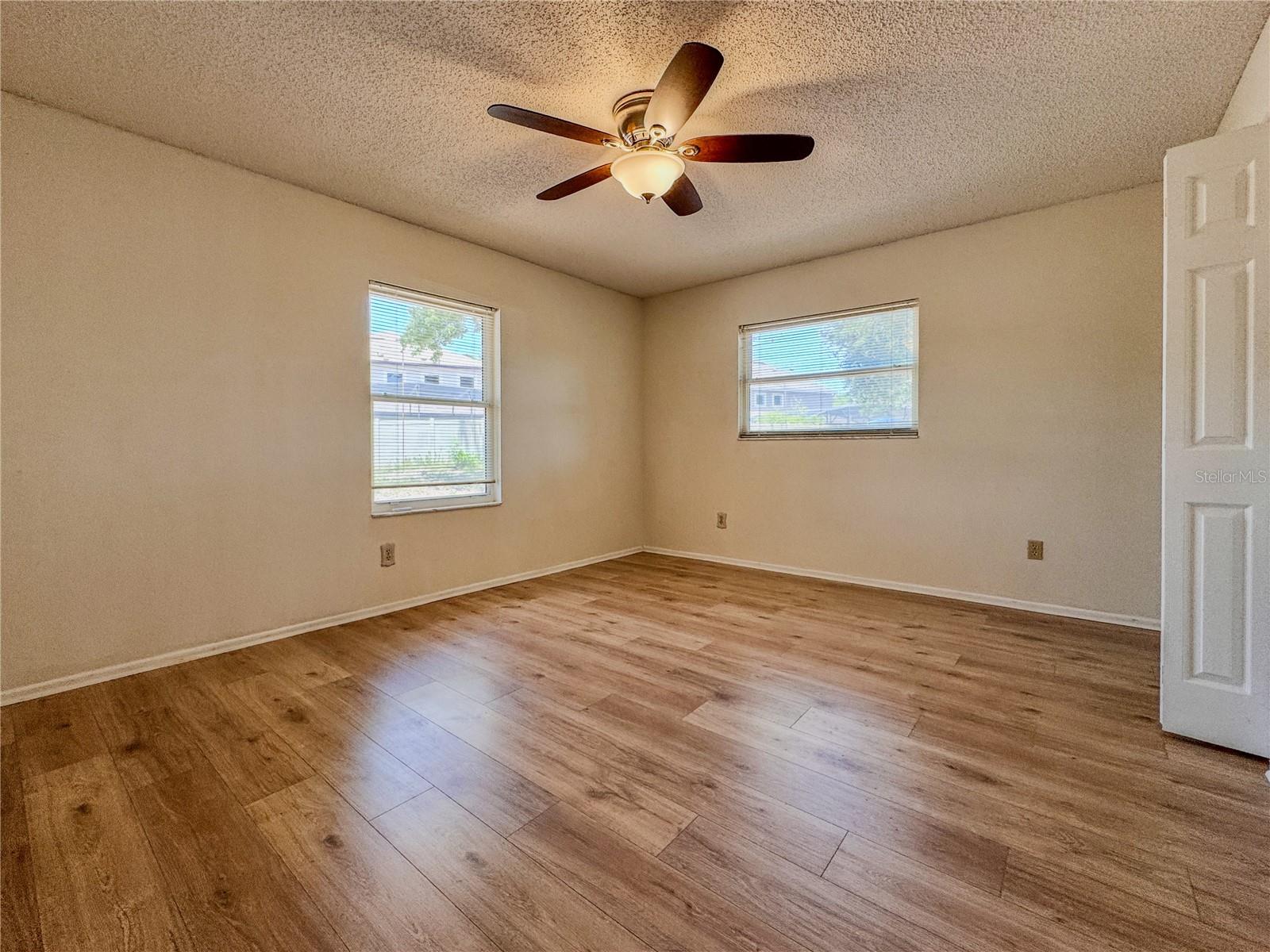WINTER PARK, Florida, 32792, United States, 4 Bedrooms Bedrooms, ,2 BathroomsBathrooms,Residential,For Sale,1850875