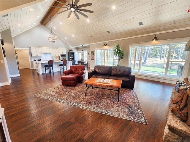 Tahlequah, Oklahoma, 74464, United States, 4 Bedrooms Bedrooms, ,4 BathroomsBathrooms,Residential,For Sale,1984008