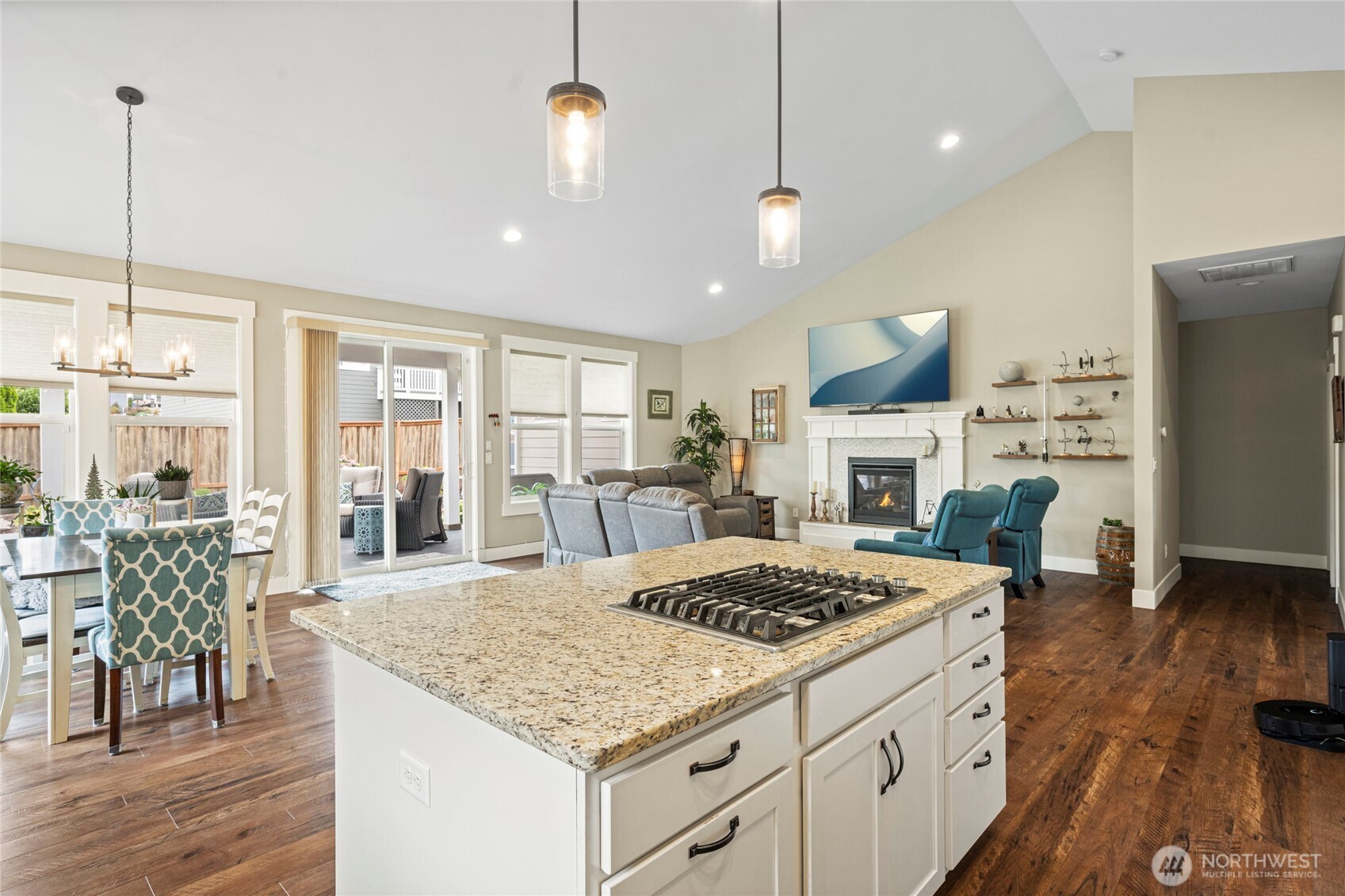 Ferndale, Washington, 98248, United States, 4 Bedrooms Bedrooms, ,2 BathroomsBathrooms,Residential,For Sale,1919590