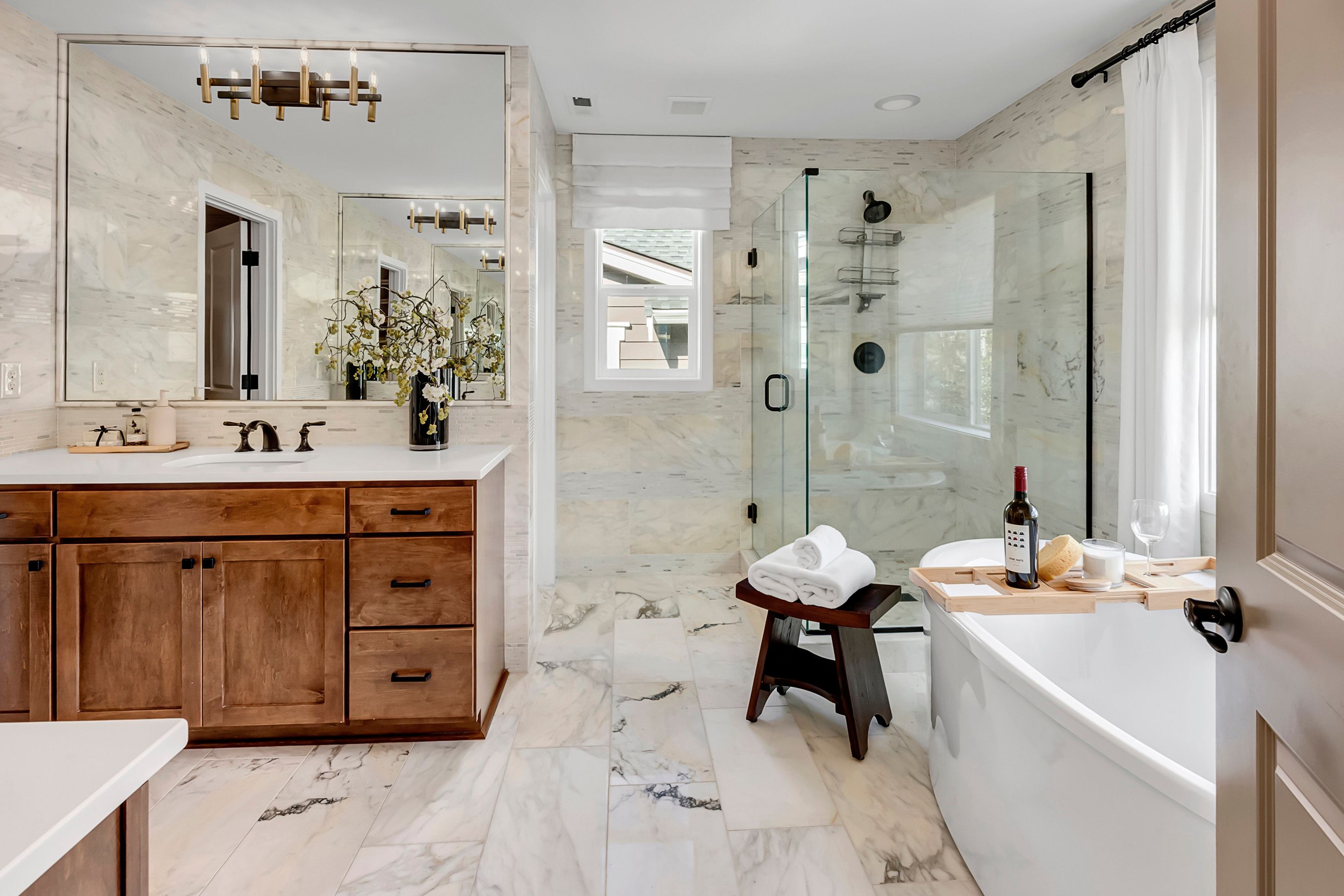  1444 242nd Avenue Northeast, Sammamish, WA 98074 - 物件實景