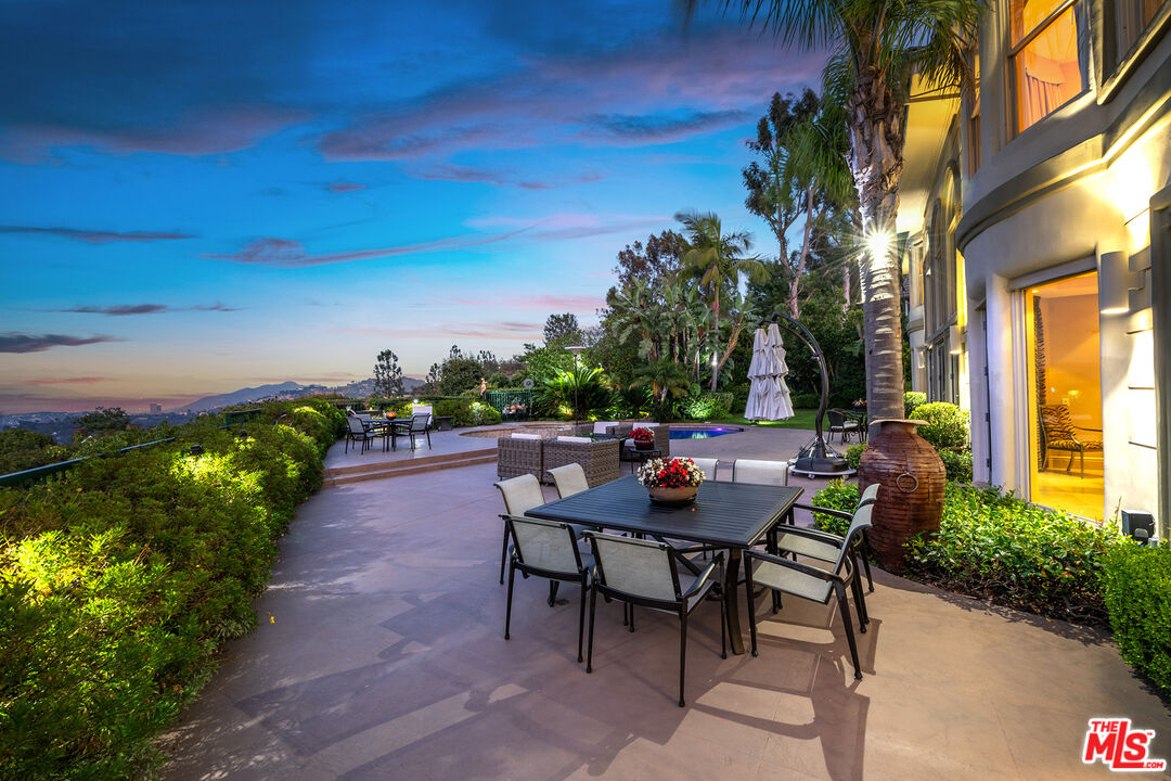Beverly Hills, California, 90210, United States, 4 Bedrooms Bedrooms, ,5 BathroomsBathrooms,Residential,For Sale,1919871