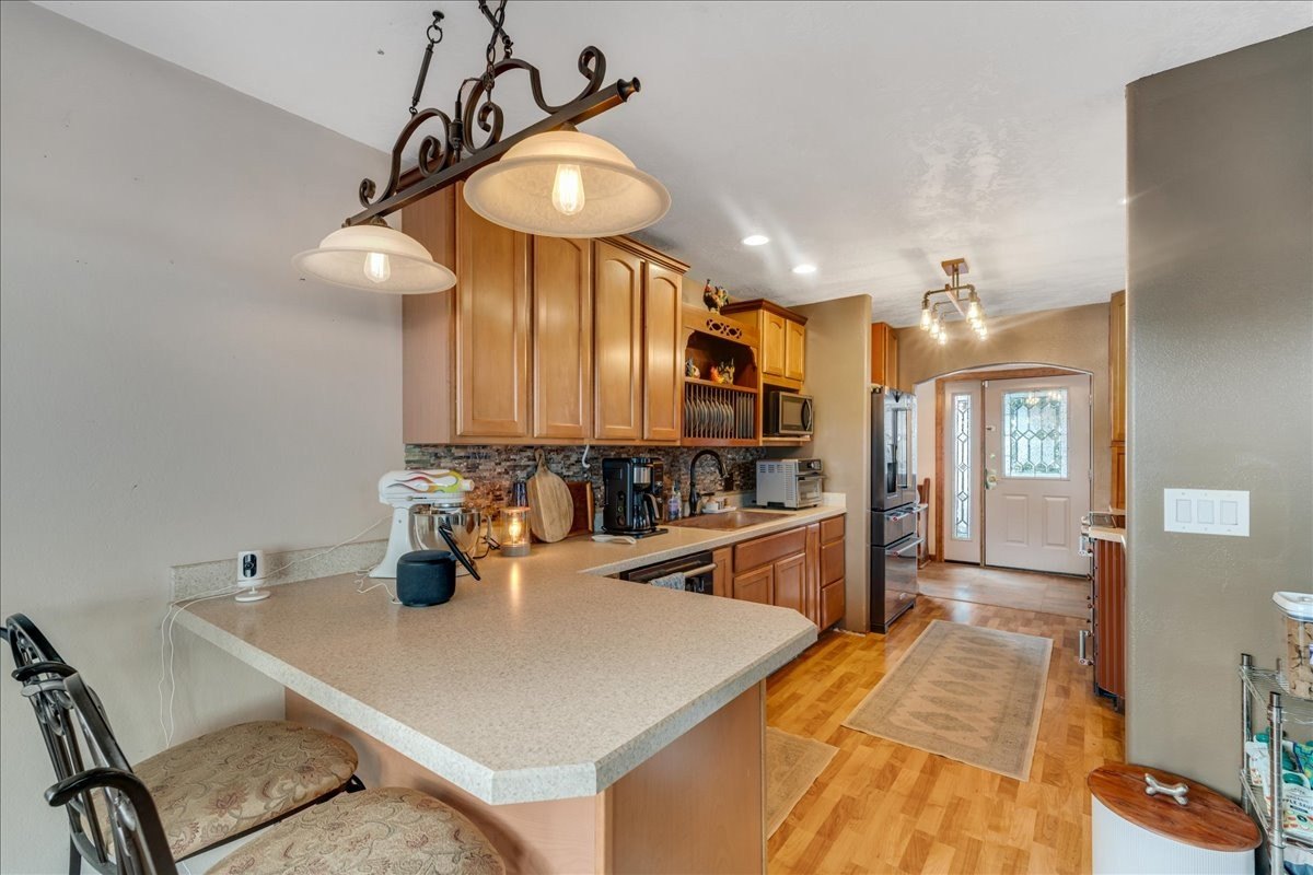 Black Eagle, Montana, 59414, United States, 4 Bedrooms Bedrooms, ,3 BathroomsBathrooms,Residential,For Sale,1921006