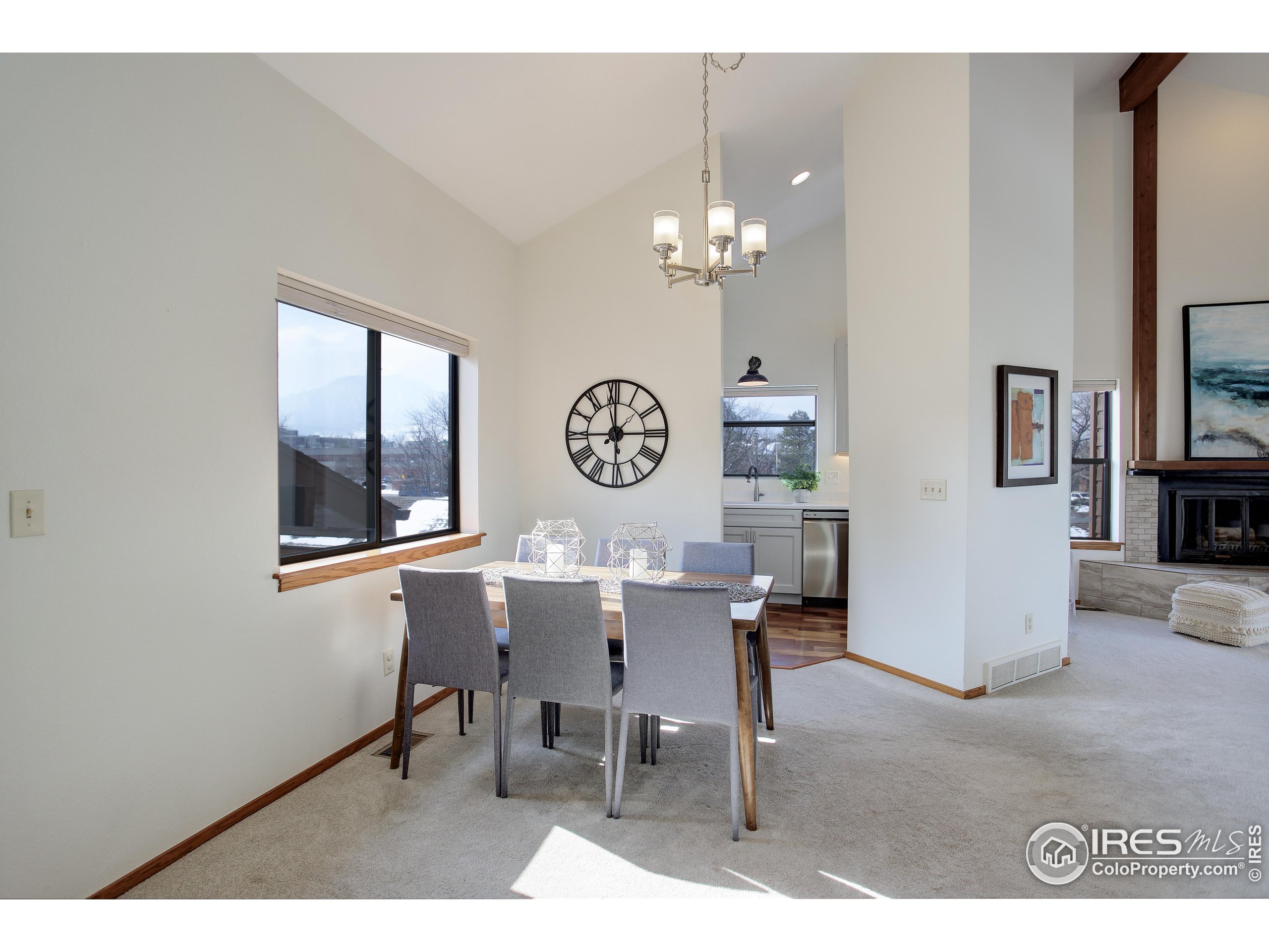 Boulder, Colorado, 80303, United States, 3 Bedrooms Bedrooms, ,2 BathroomsBathrooms,Residential,For Sale,1712574