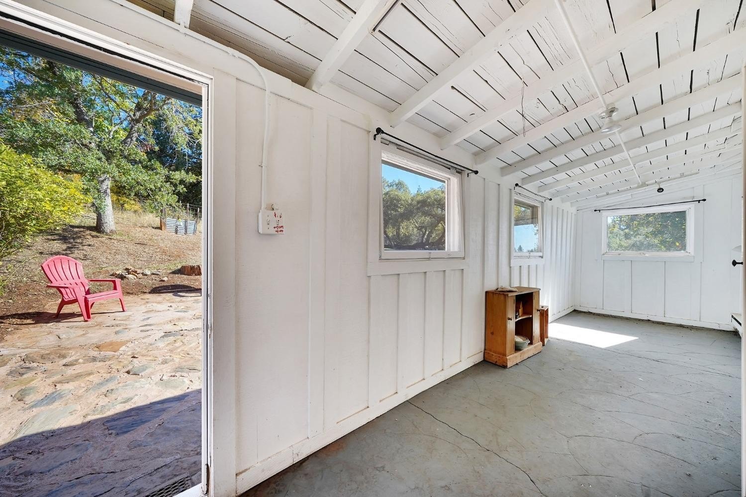 Mokelumne Hill, California, 95245, United States, 5 Bedrooms Bedrooms, ,3 BathroomsBathrooms,Residential,For Sale,1914362