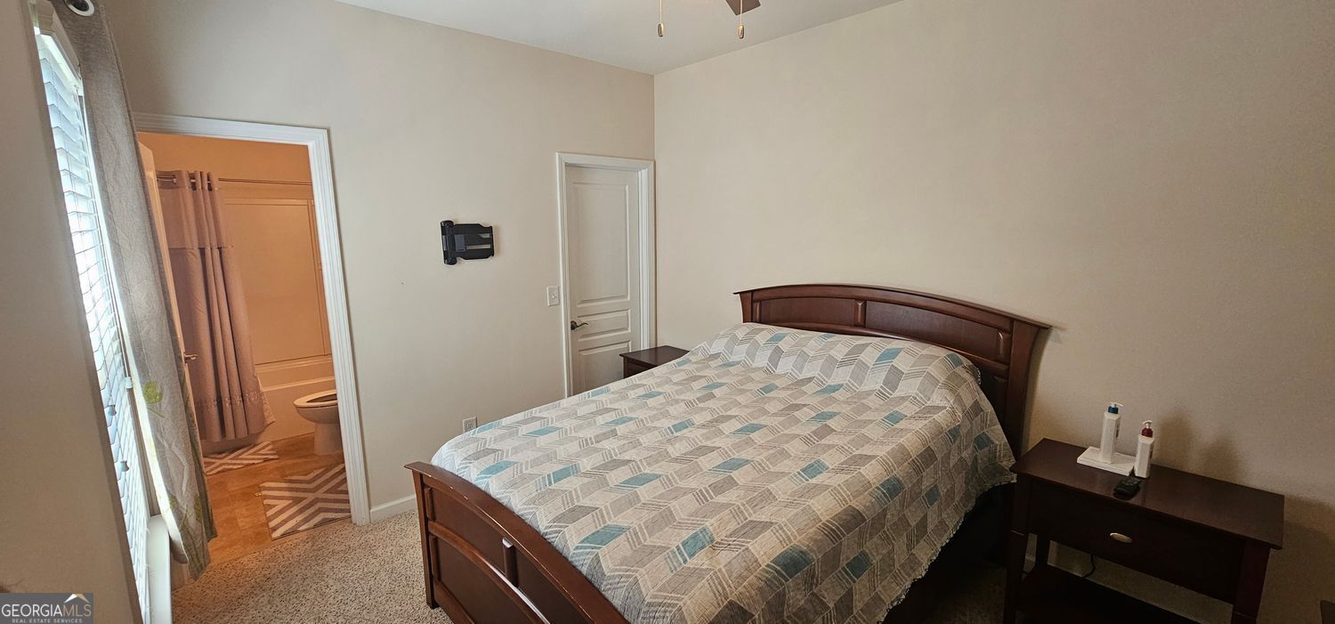 Cumming, Georgia, 30040, United States, 5 Bedrooms Bedrooms, ,5 BathroomsBathrooms,Residential,For Sale,1922351