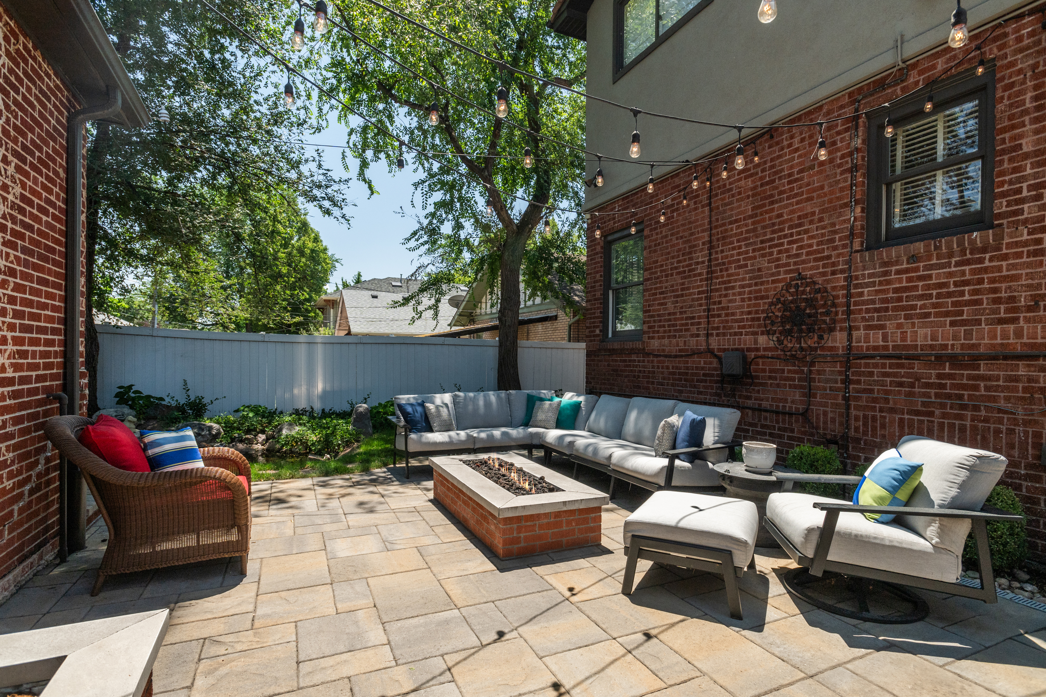  This Exceptional Home Delivers the Perfect Balance of Luxury and Comfort - 物件實景