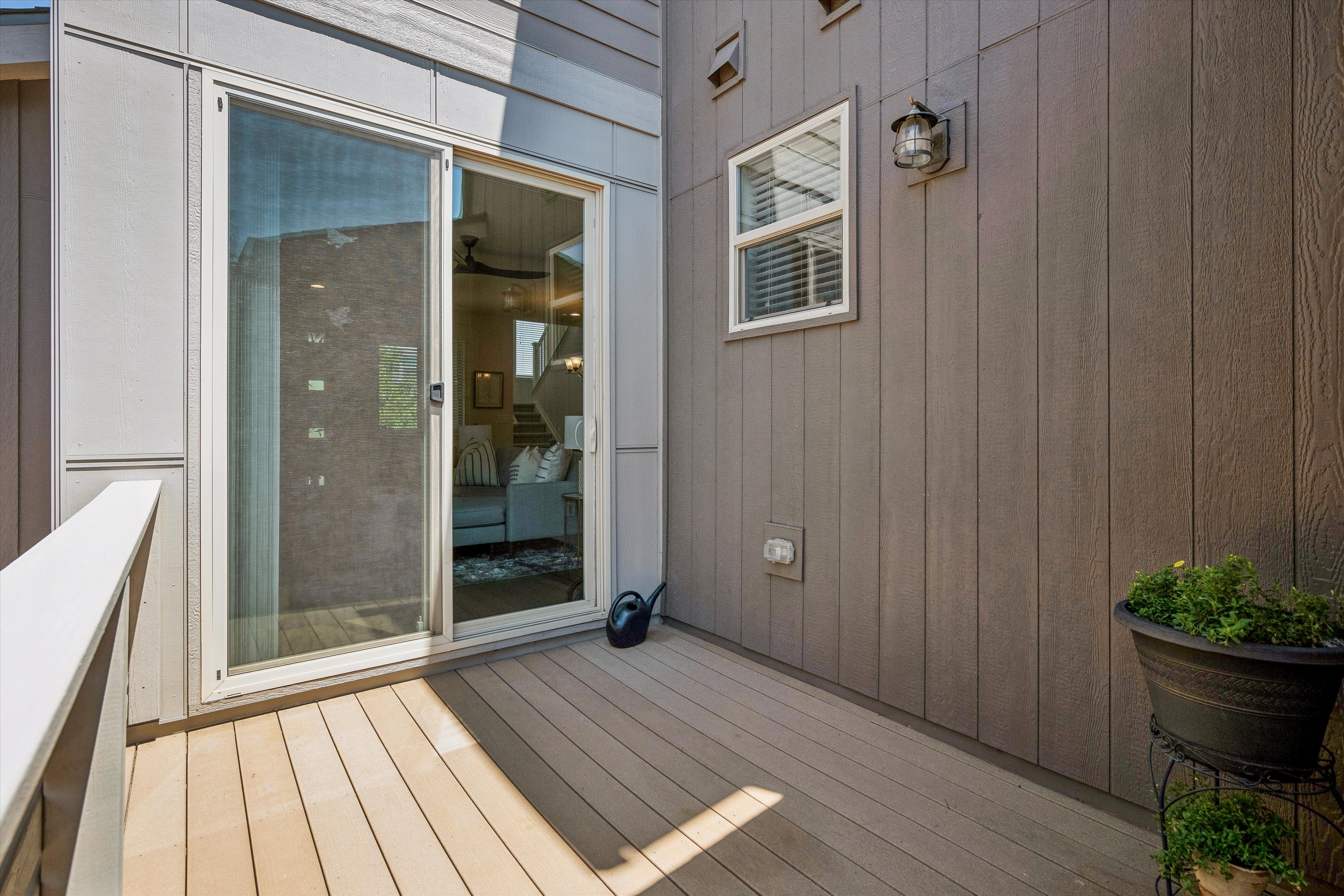  Inviting two-story single family duplex - 物件實景