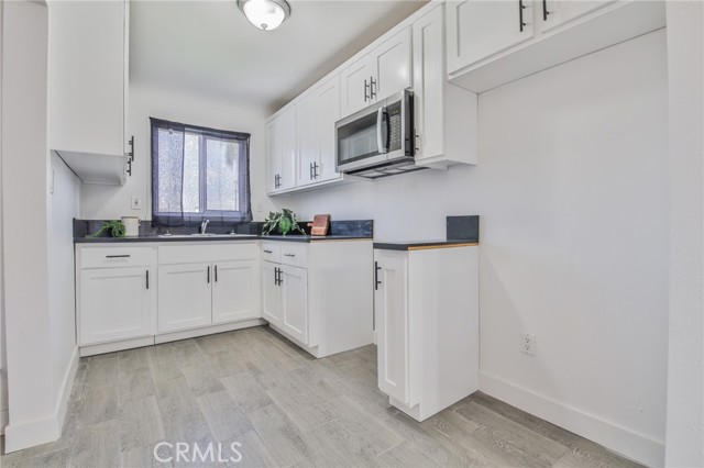 Los Angeles, California, 90047, United States, 3 Bedrooms Bedrooms, ,2 BathroomsBathrooms,Residential,For Sale,2002518