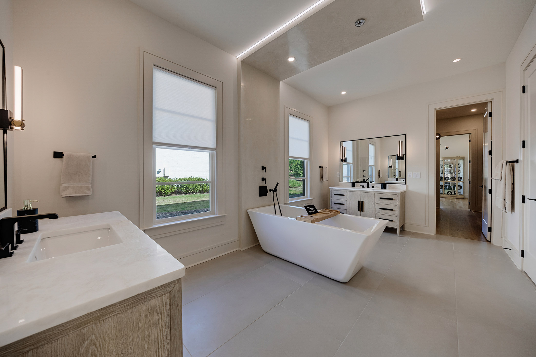  Striking Contemporary Design and Thoughtful Craftsmanship - 物件實景
