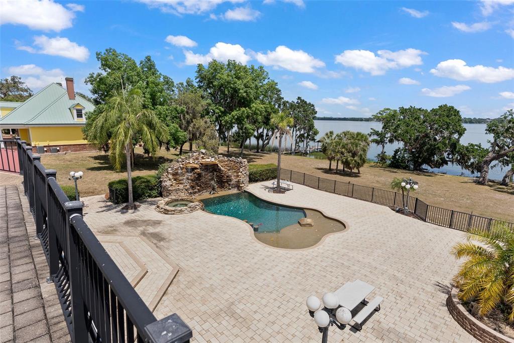 Thonotosassa, Florida, 33592, United States, 4 Bedrooms Bedrooms, ,7 BathroomsBathrooms,Residential,For Sale,1788935