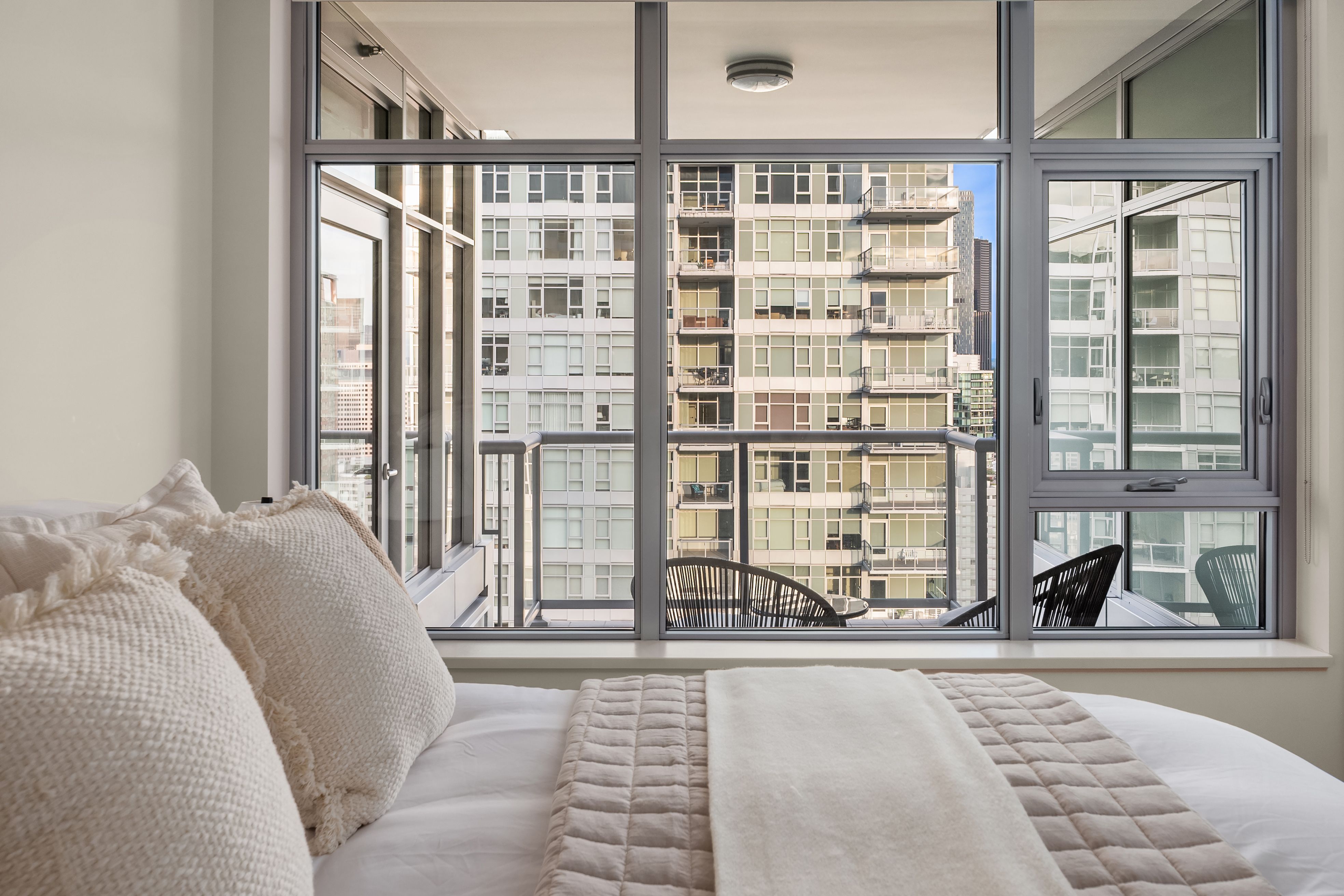  583 Battery St Unit #3704N, Seattle, WA 98121 - 物件實景