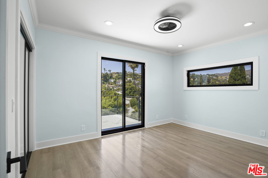 Los Angeles, California, 90068, United States, 3 Bedrooms Bedrooms, ,2 BathroomsBathrooms,Residential,For Sale,1911201