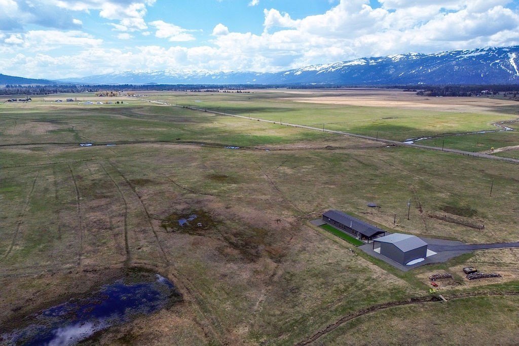 Donnelly, Idaho, 83615, United States, 3 Bedrooms Bedrooms, ,1 BathroomBathrooms,Residential,For Sale,2005150