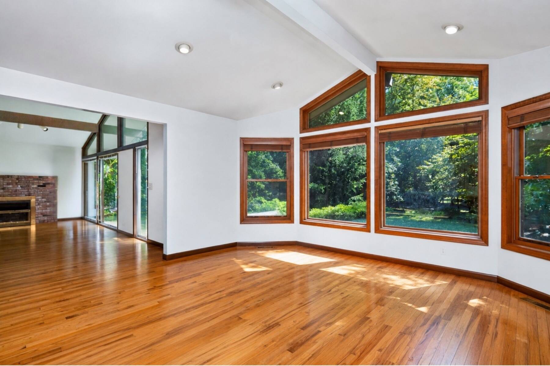  Light-Filled Contemporary in Clearwater - 物件實景