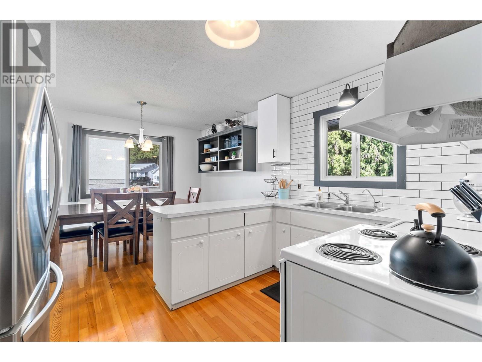 SORRENTO, British Columbia, V0E 2W0, CA, 4 Bedrooms Bedrooms, ,2 BathroomsBathrooms,Residential,For Sale,1837690
