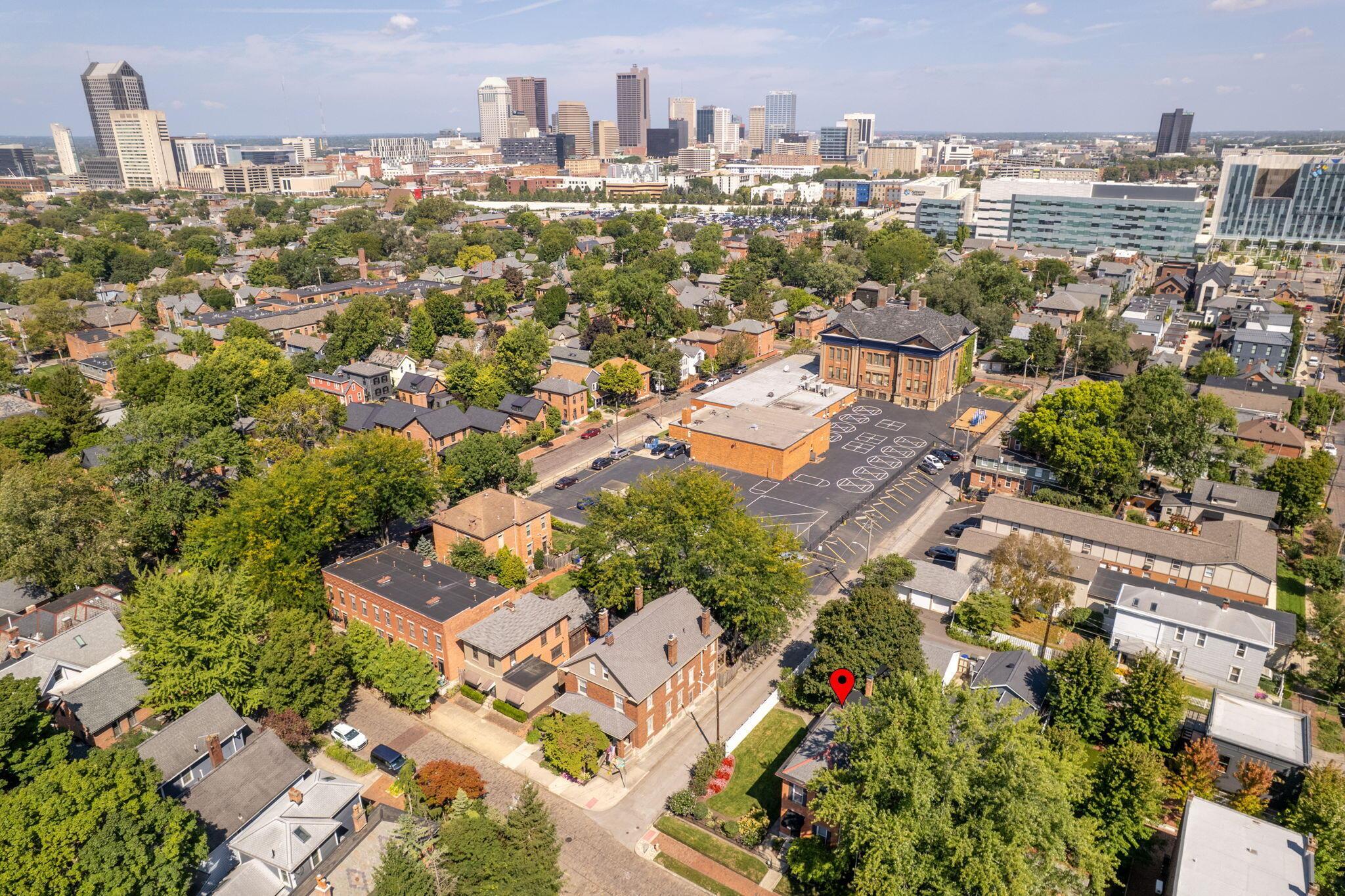  390 E Sycamore Street - 物件實景